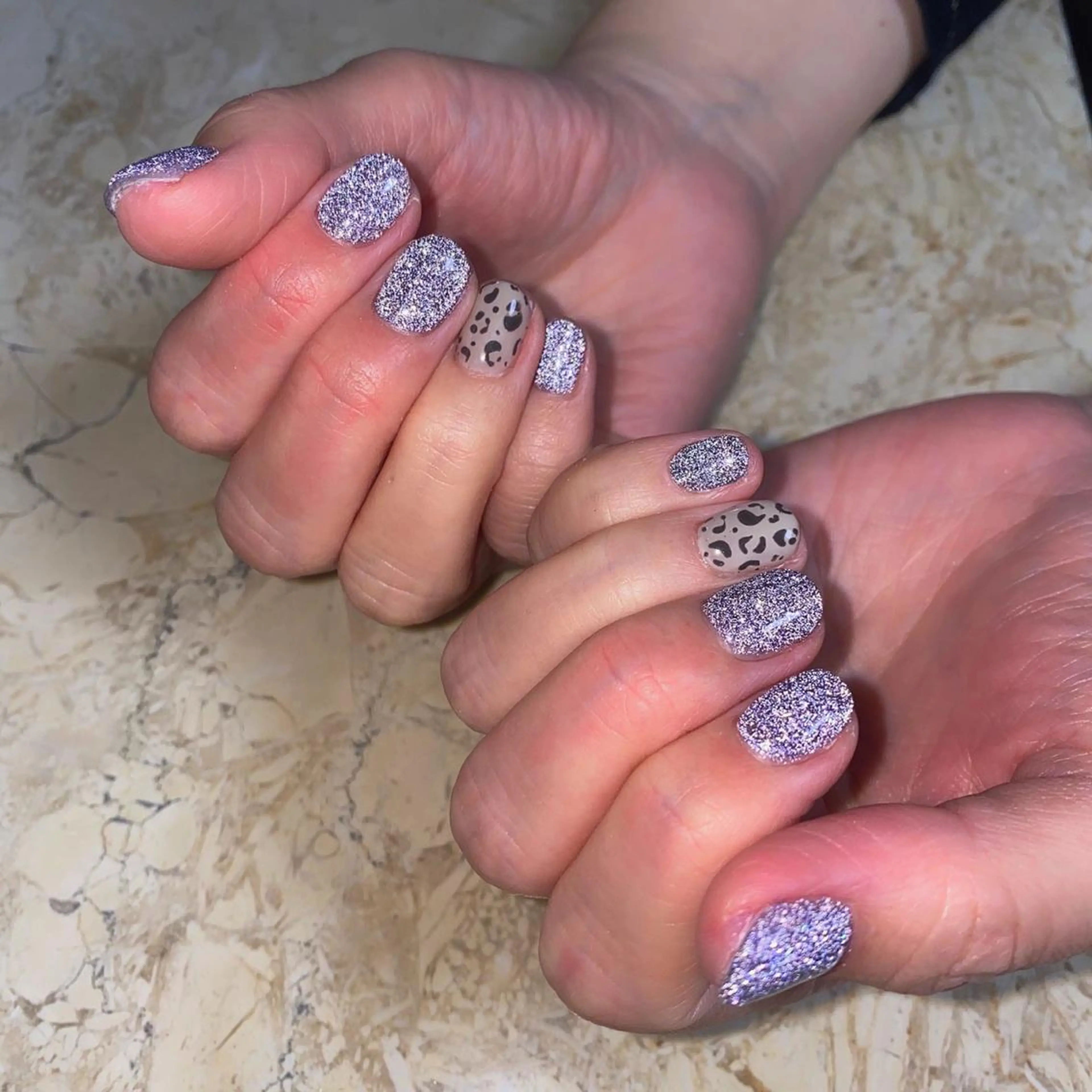 ネイル アニマル柄 フラッシュネイル ハンドネイル フットネイル nail salon mieux(ミュー)のマツエク・マツパデザイン