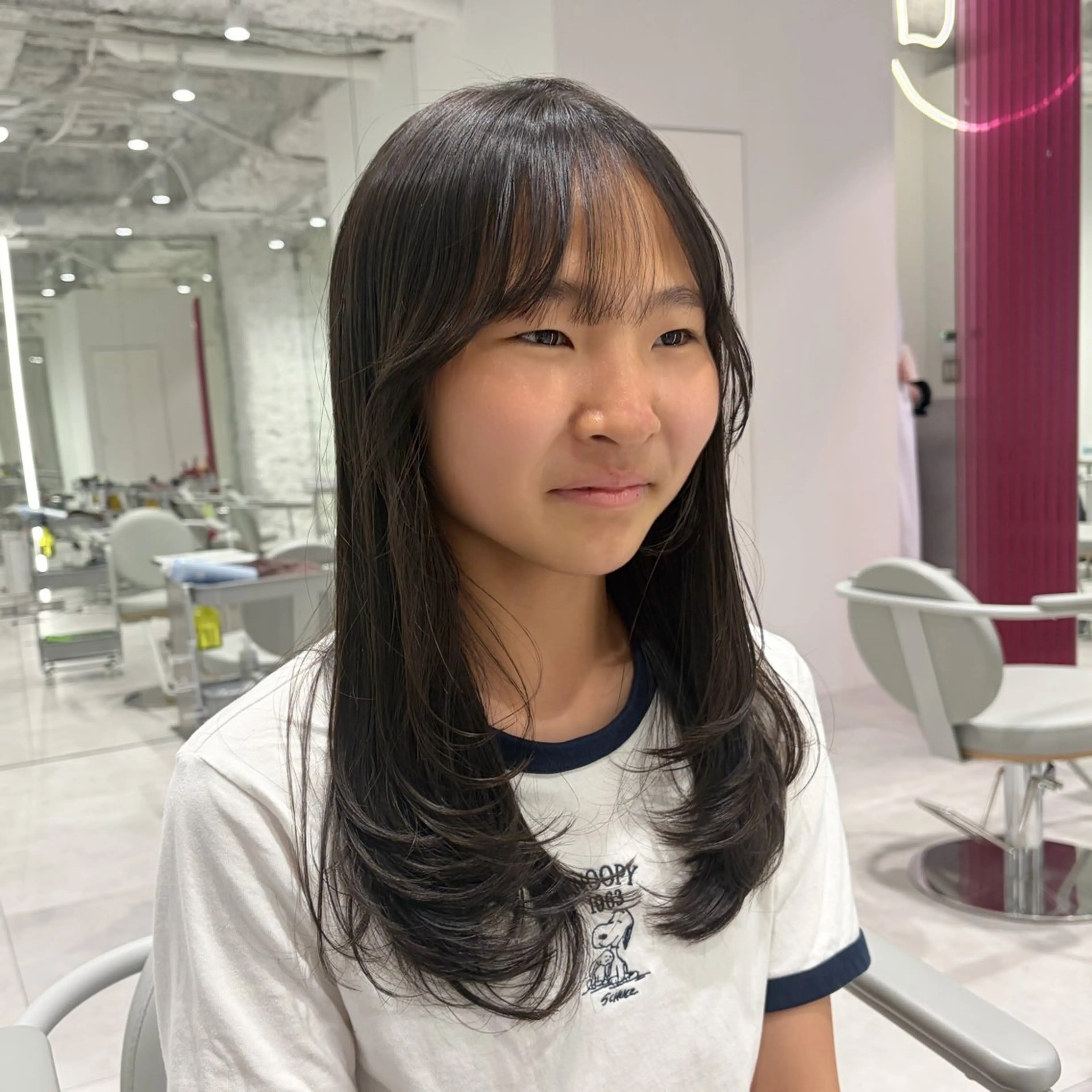 セミロング セミロングレイヤー レイヤーカット レイヤー♡ 石川優奈のヘアスタイル