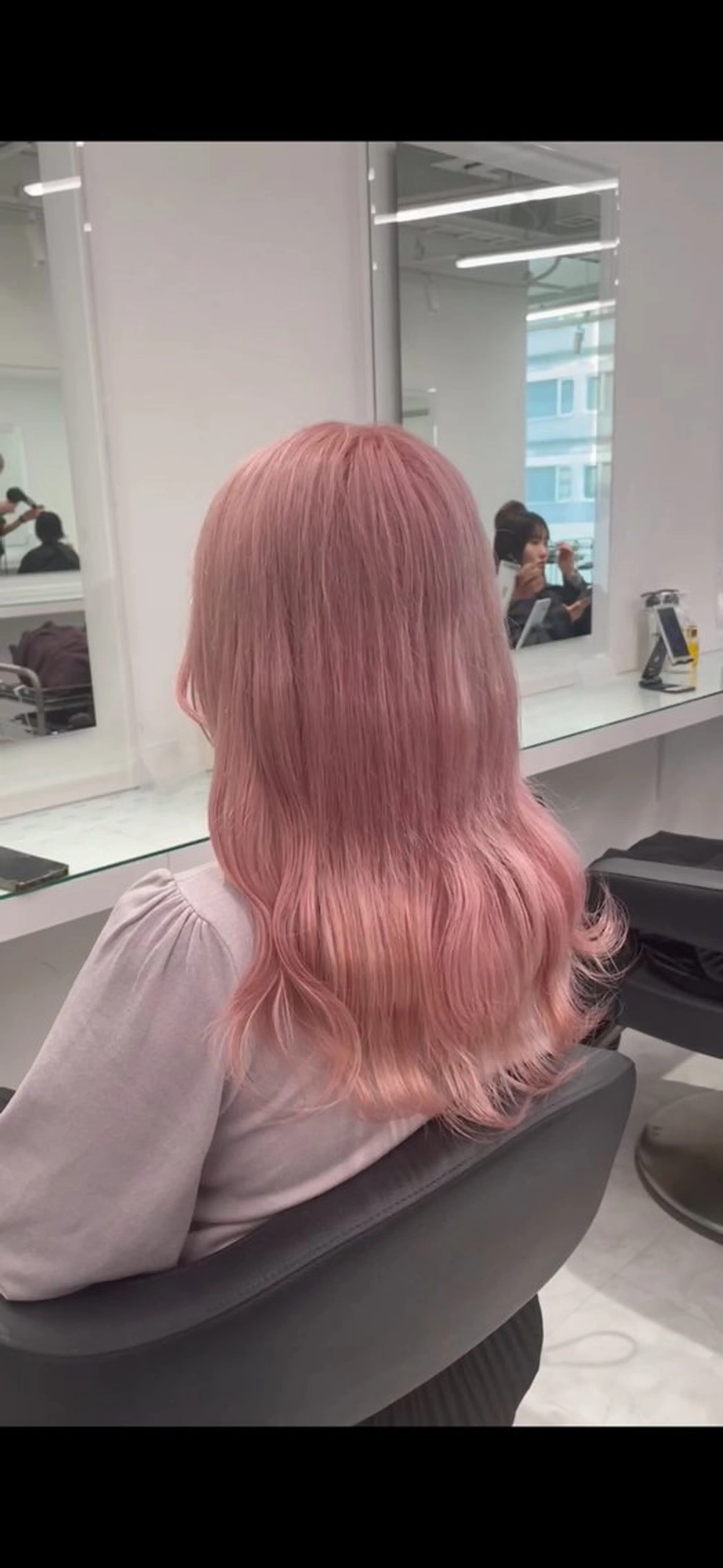 ロング カラー ヘアアレンジ ヘアカラー トリートメント 韓国レイヤーカット /韓国トレンドカラーのヘアスタイル