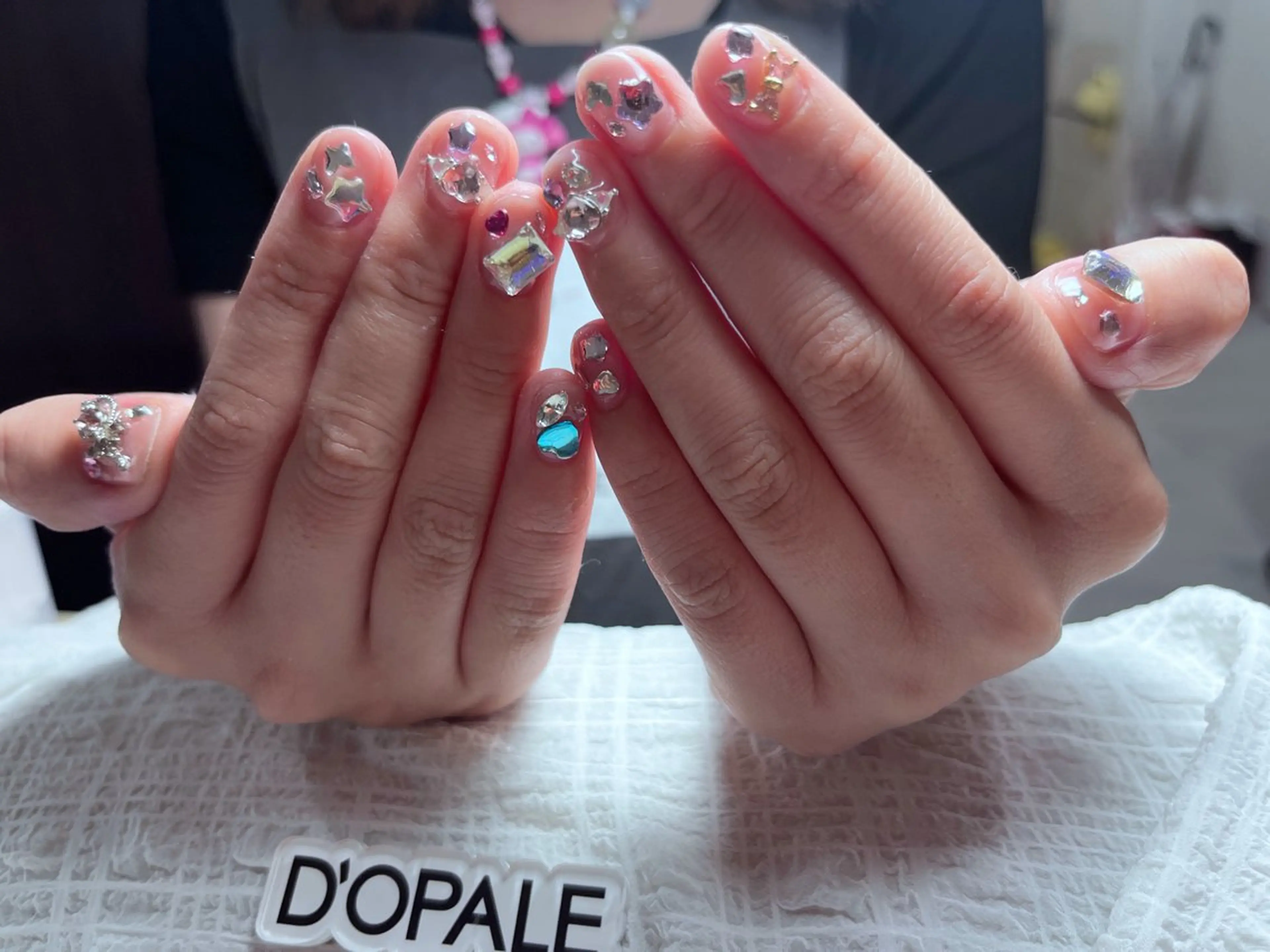 ワンカラー💅パーツ、ストーンつけ放題コース💖の写真