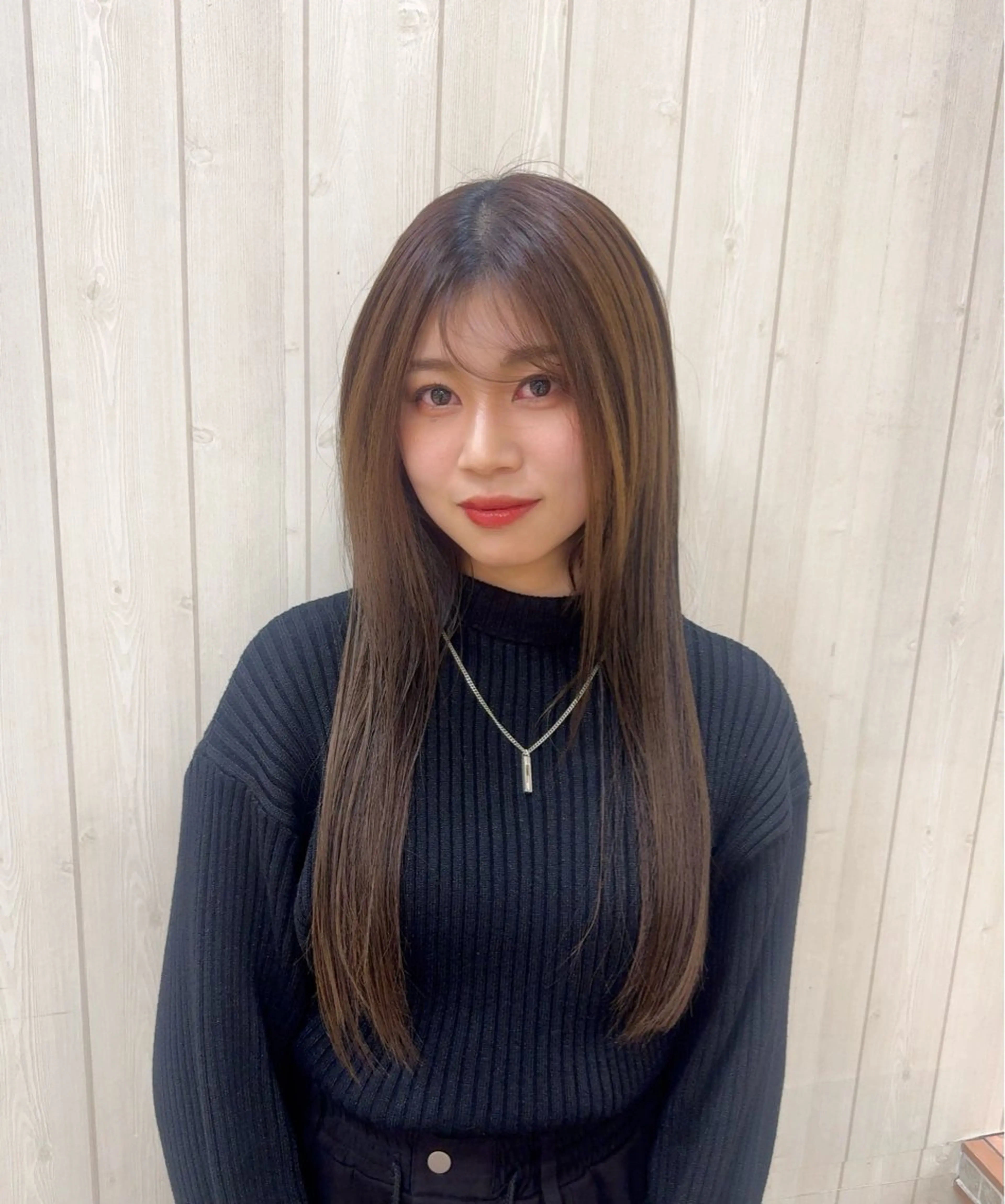 ブリーチなしワンカラー🩶トリートメント🌚(鎖骨下ロング​〜​）の写真