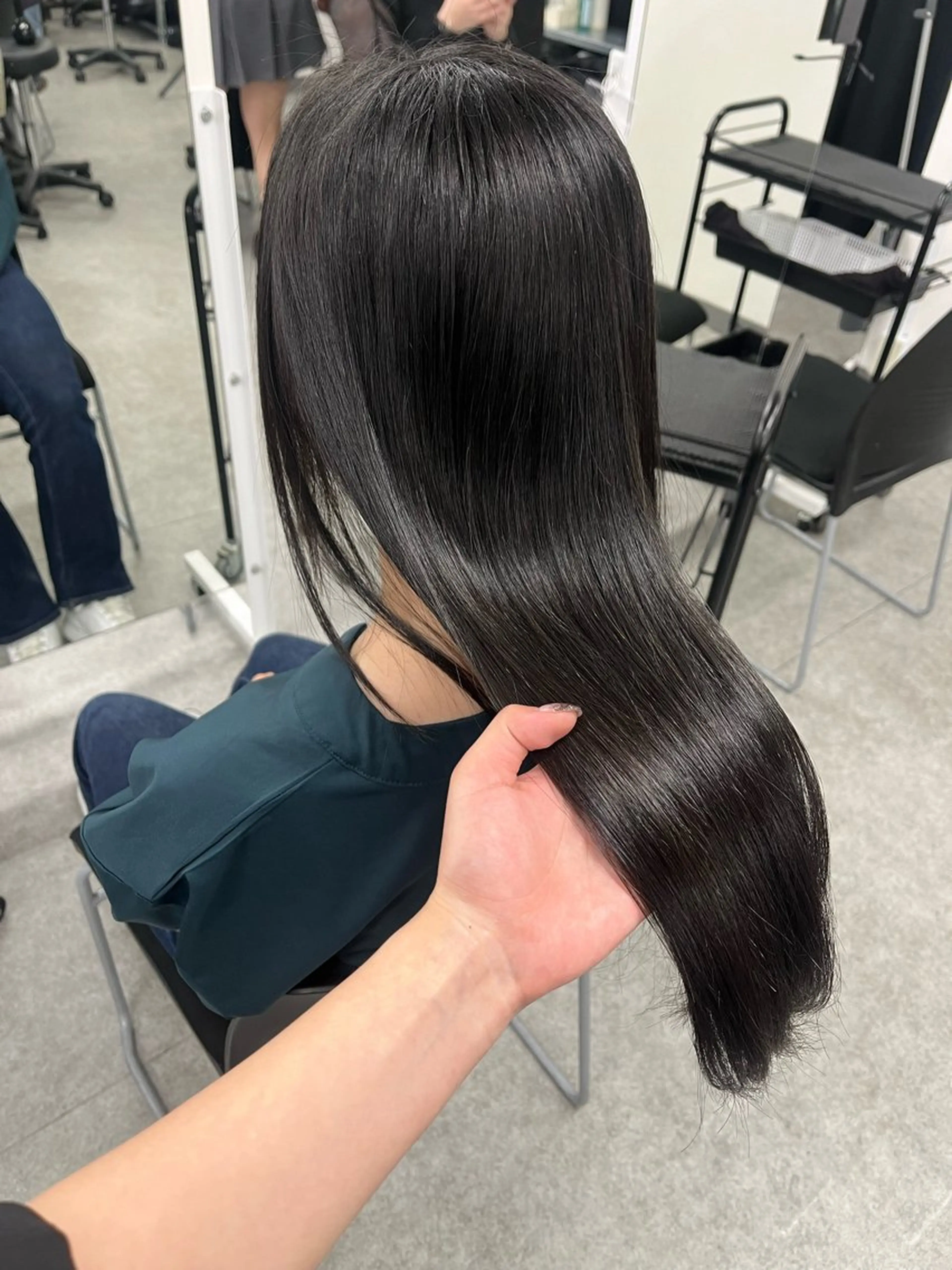 ロング 髪質改善 トリートメント 大人上品ベージュ 🎀HARUNAのヘアスタイル