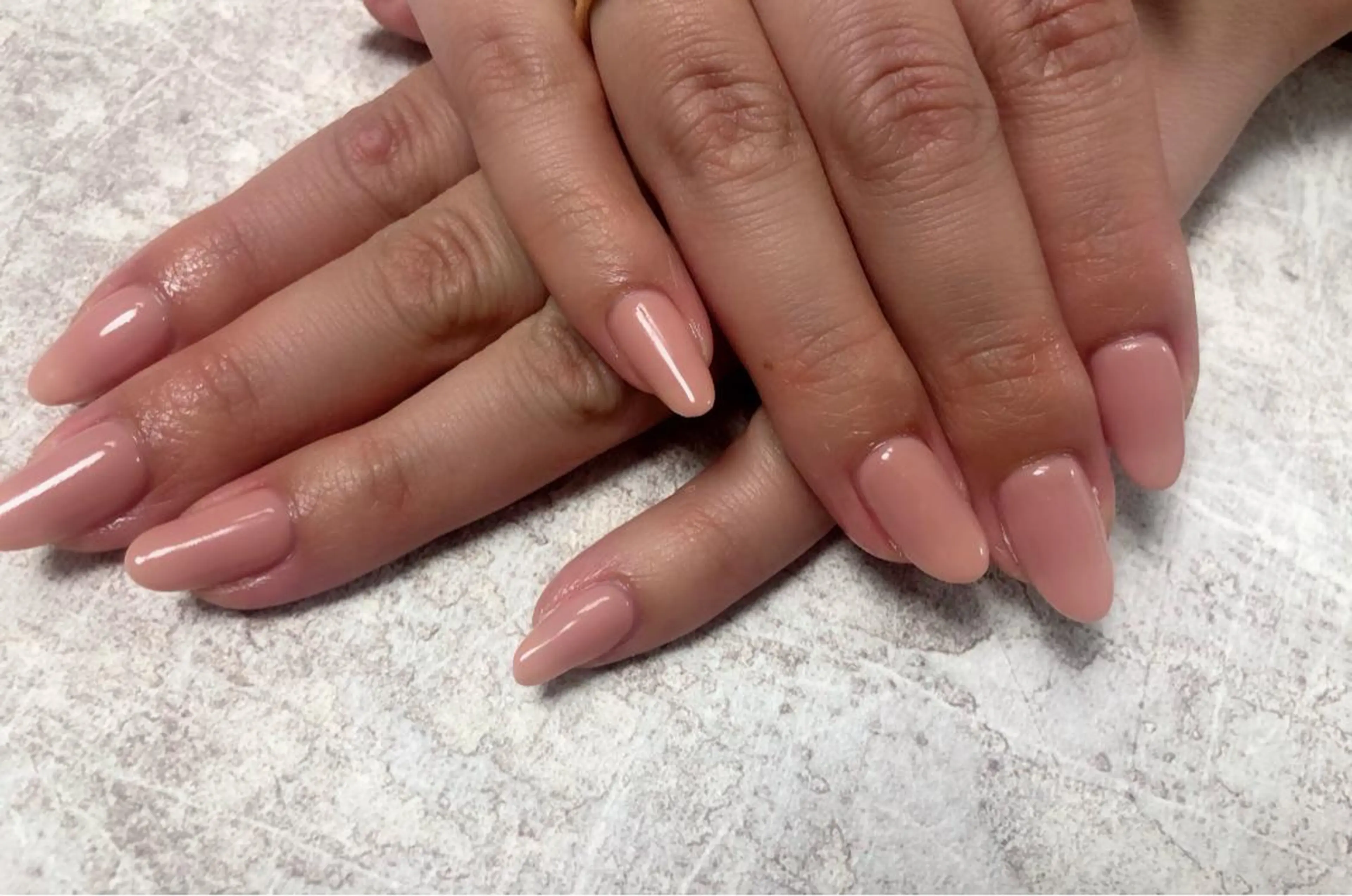 ネイル ワンカラーネイル ハンドネイル mogunail &blowのネイルデザイン