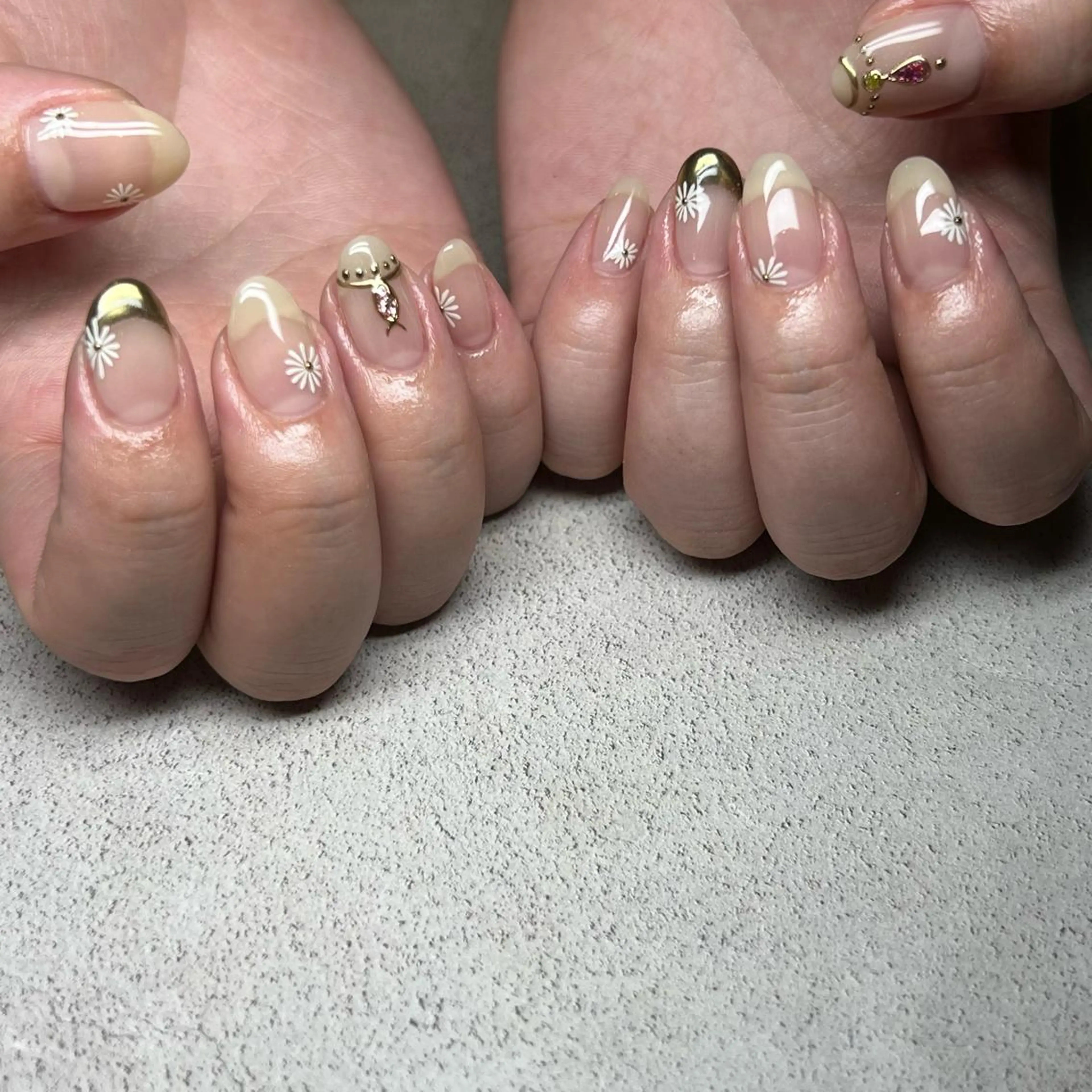 ネイル 𝐫𝐚𝐢 𝐧𝐚𝐢𝐥のネイルデザイン