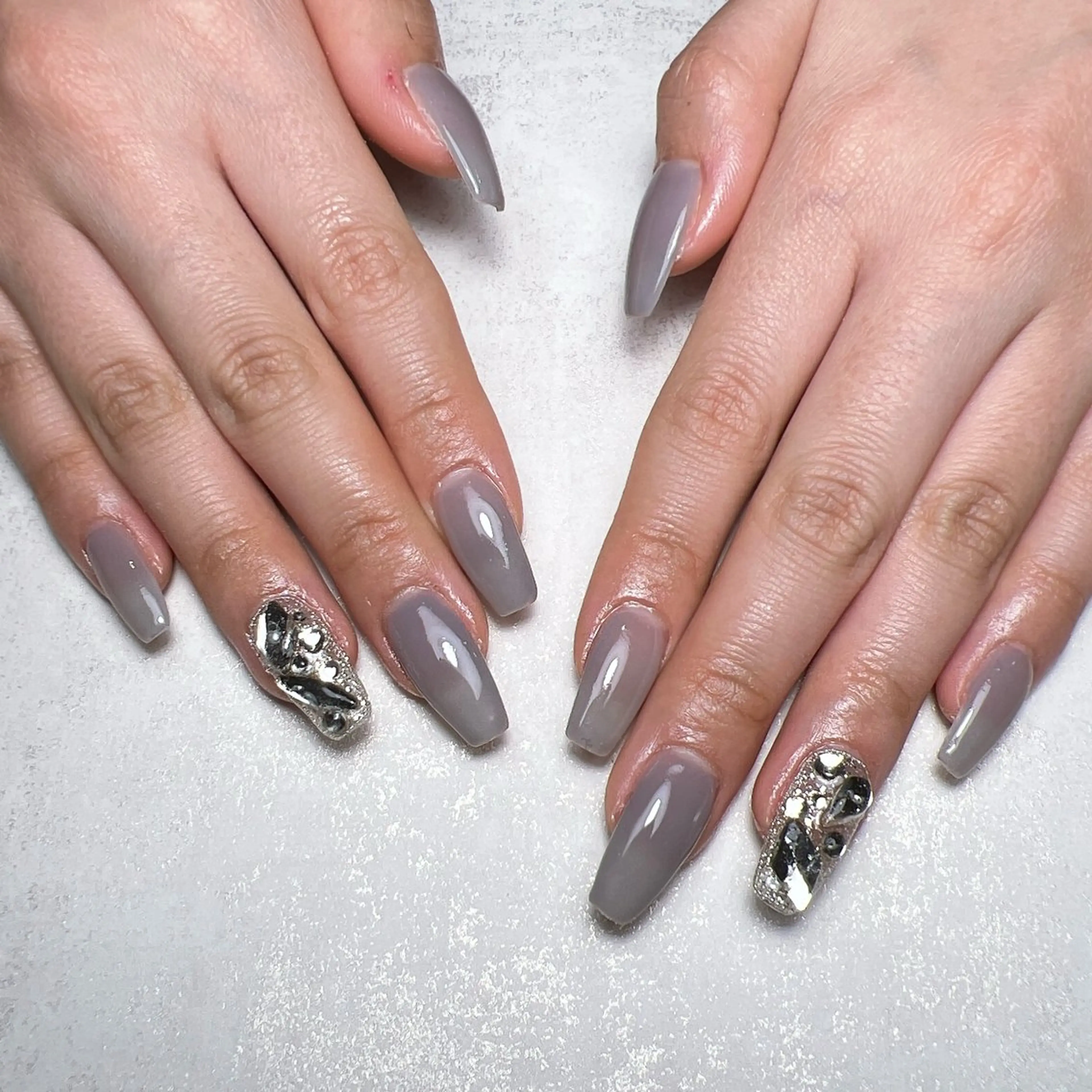 ネイル ハンドネイル lifra Hinaのネイルデザイン