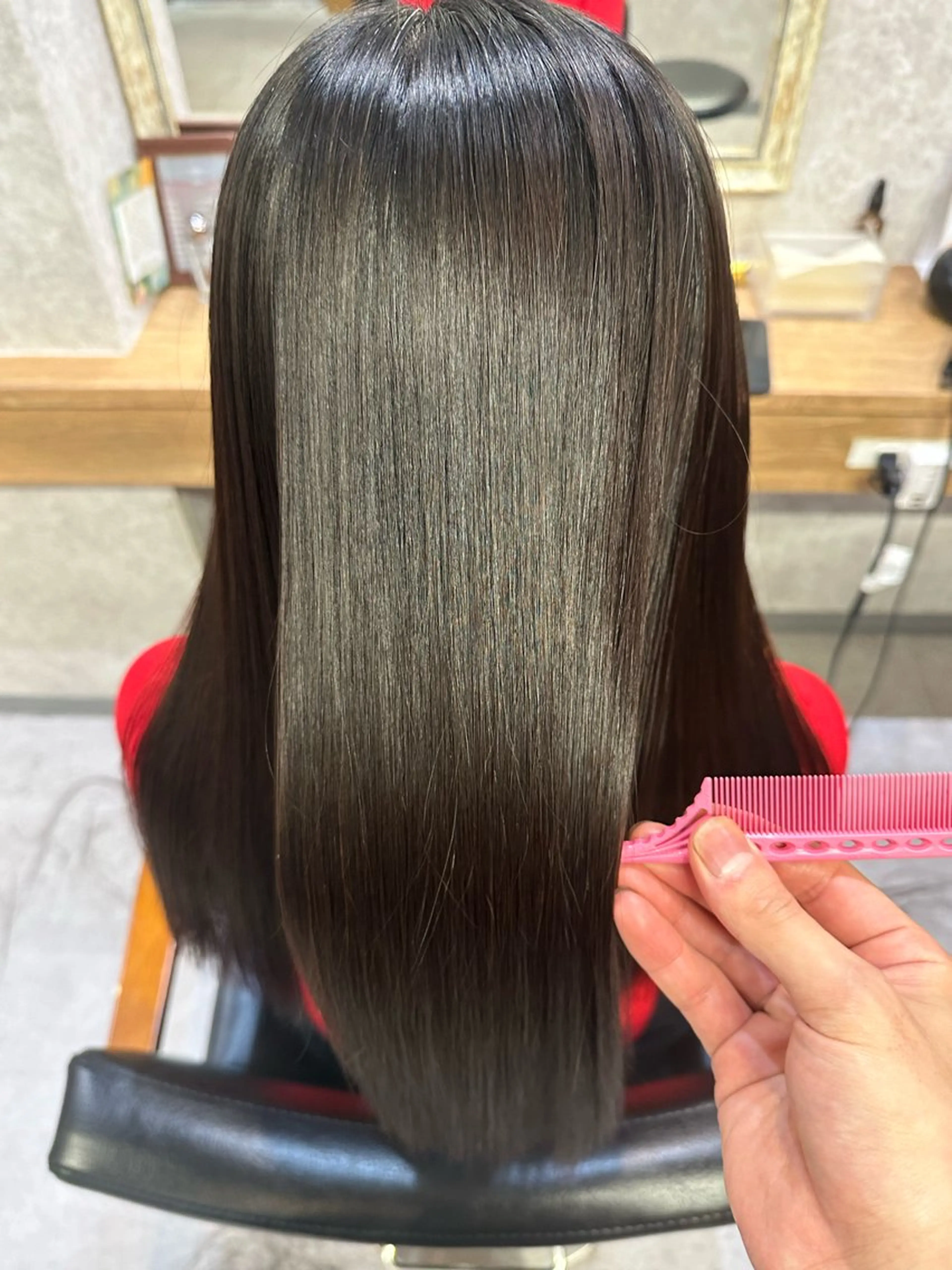 セミロング 髪質改善 髪質改善/縮毛矯正/ 艶髪/根本和也のヘアスタイル