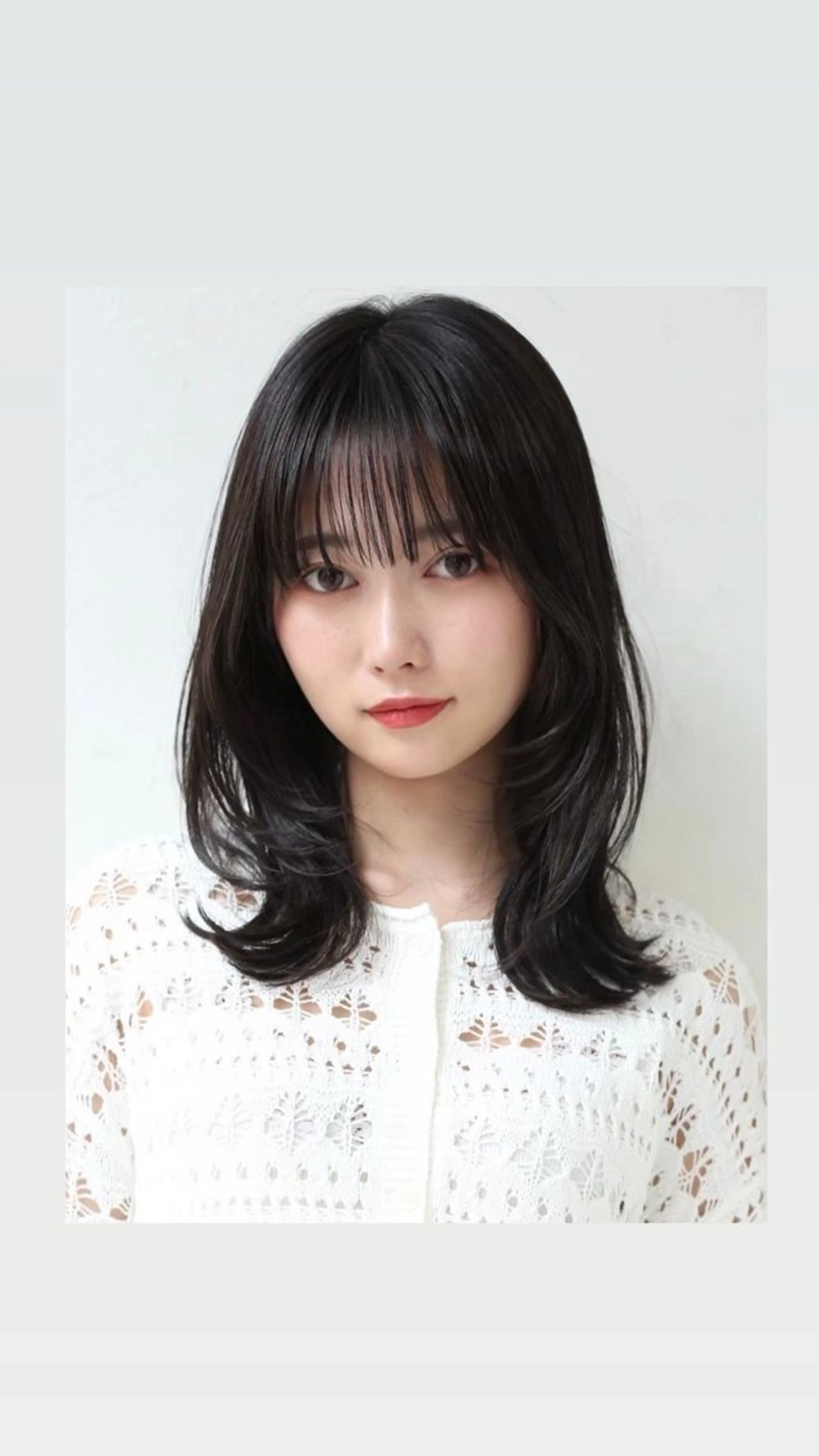 ミディアム 椋 愛穂のヘアスタイル