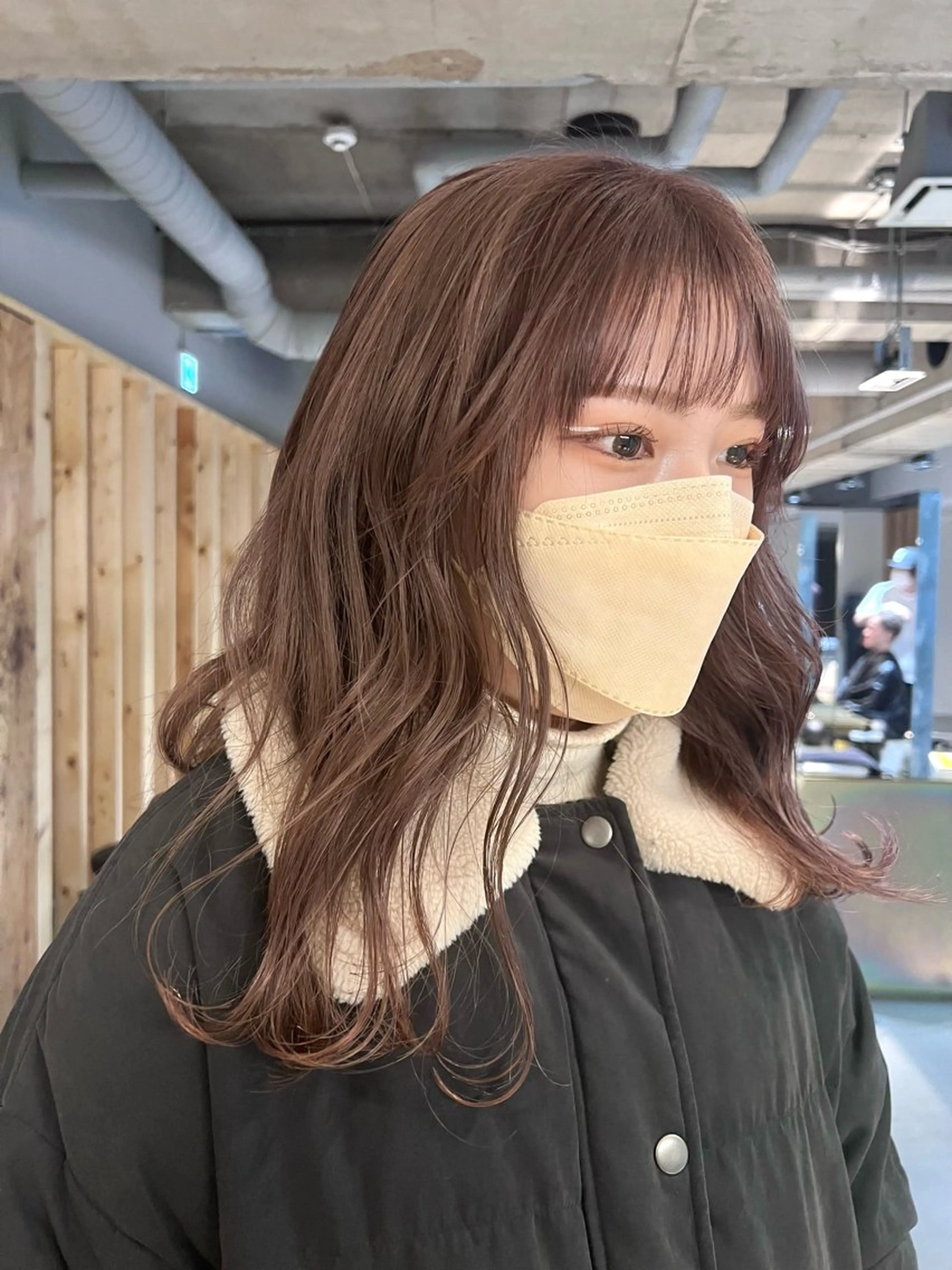 セミロング カラー カット ヘアカラー トリートメント よしだ とおいのヘアスタイル