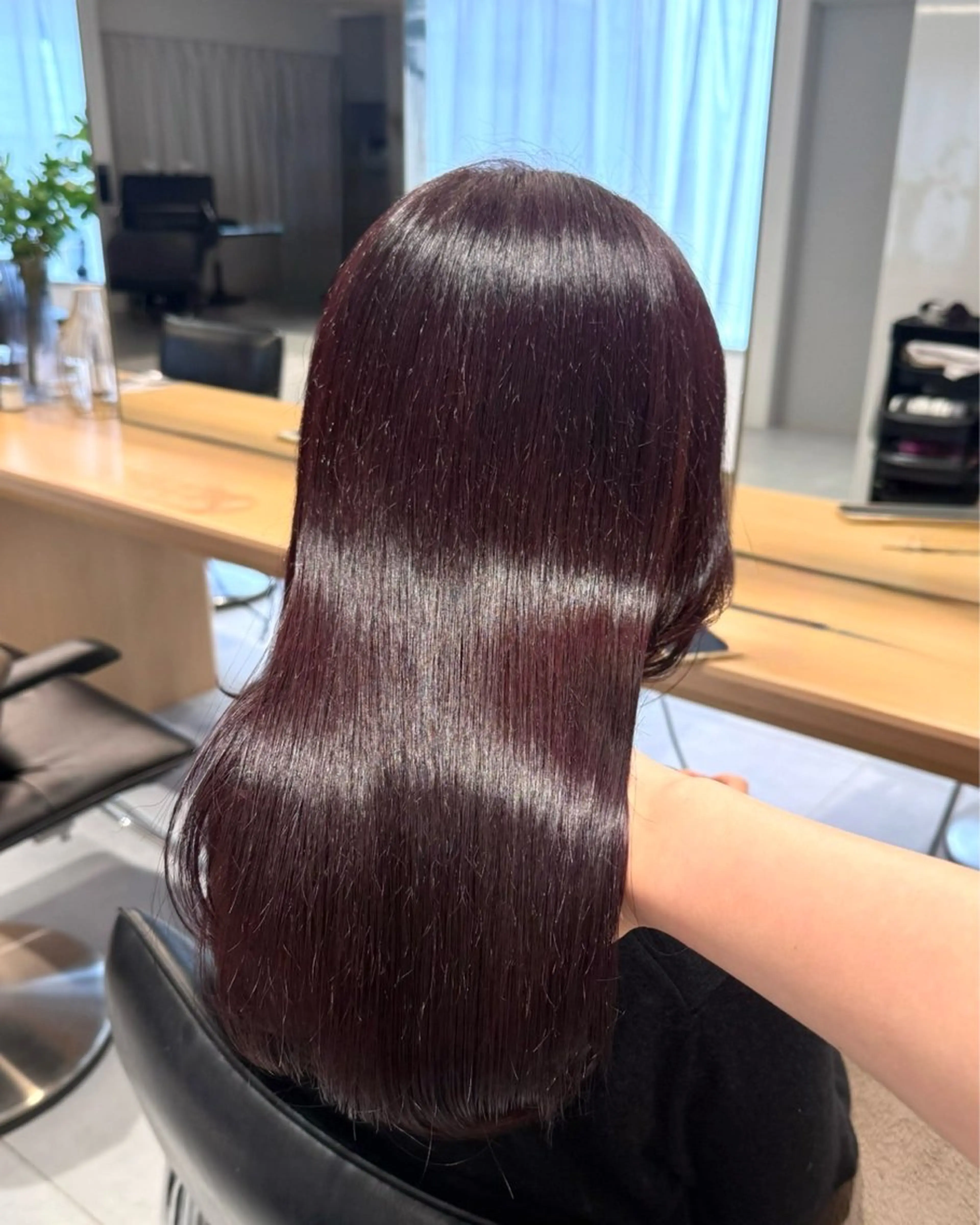 カラー 久行 華音のヘアスタイル