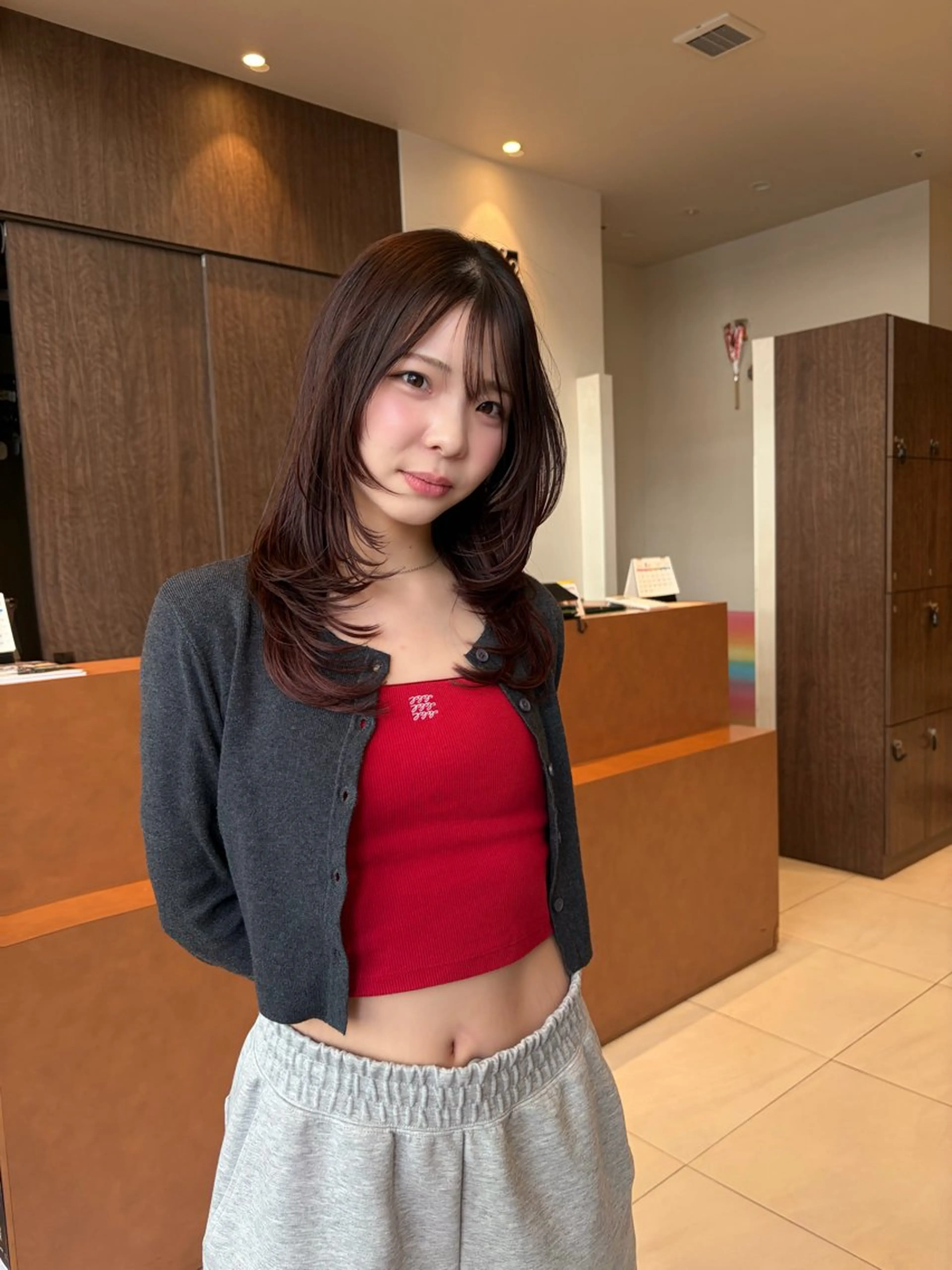 ロング ボブ エクステ ハッシュカット レイヤーカット エクステ ルナ｜縮毛矯正 ×デザインカラー🥝のマツエク・マツパデザイン