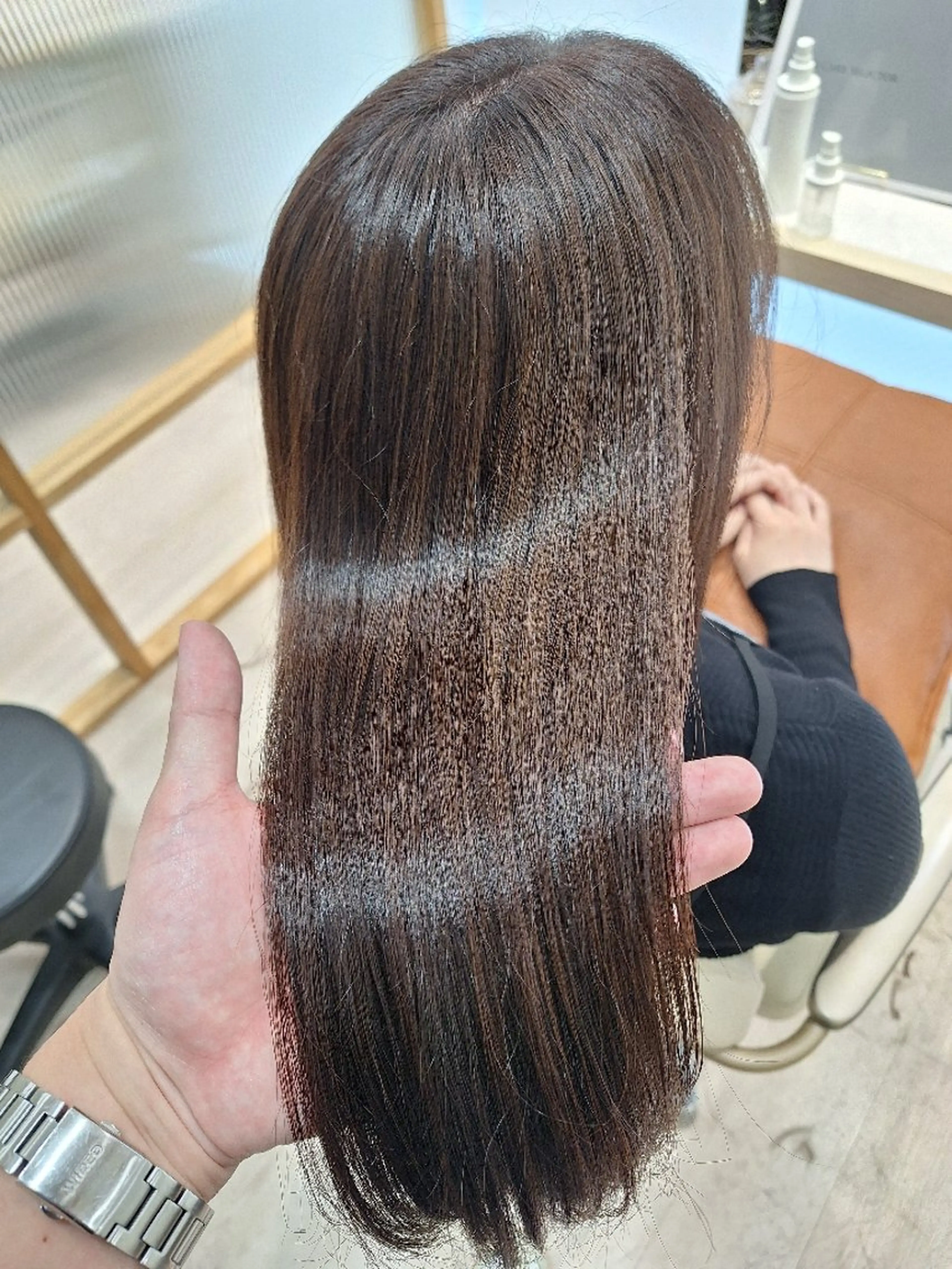 ロング アッシュ カット ヘアカラー トリートメント 山田 一貴のヘアスタイル