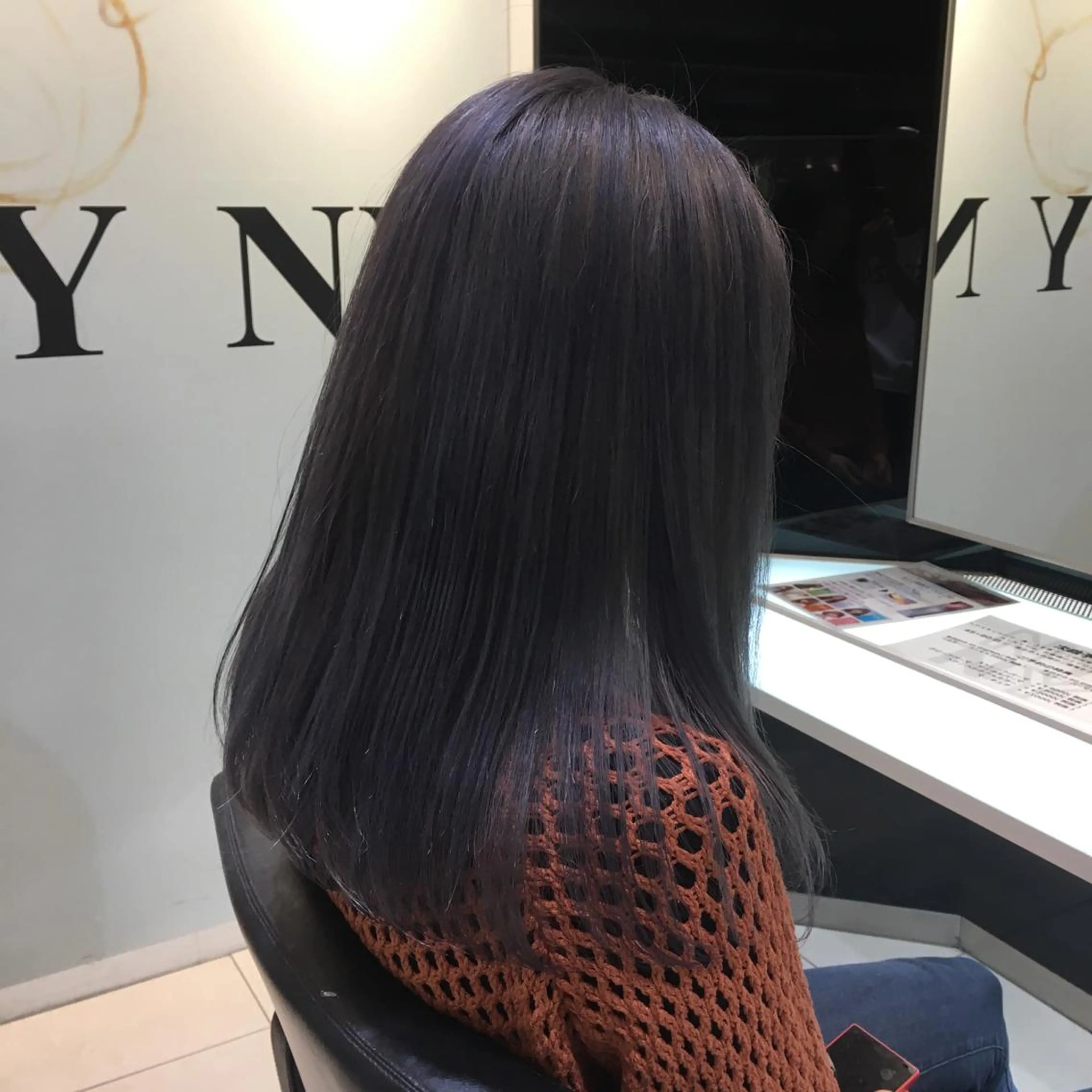 セミロング ケリーズグリーン所属・艶髪 森田/嵩士のヘアスタイル