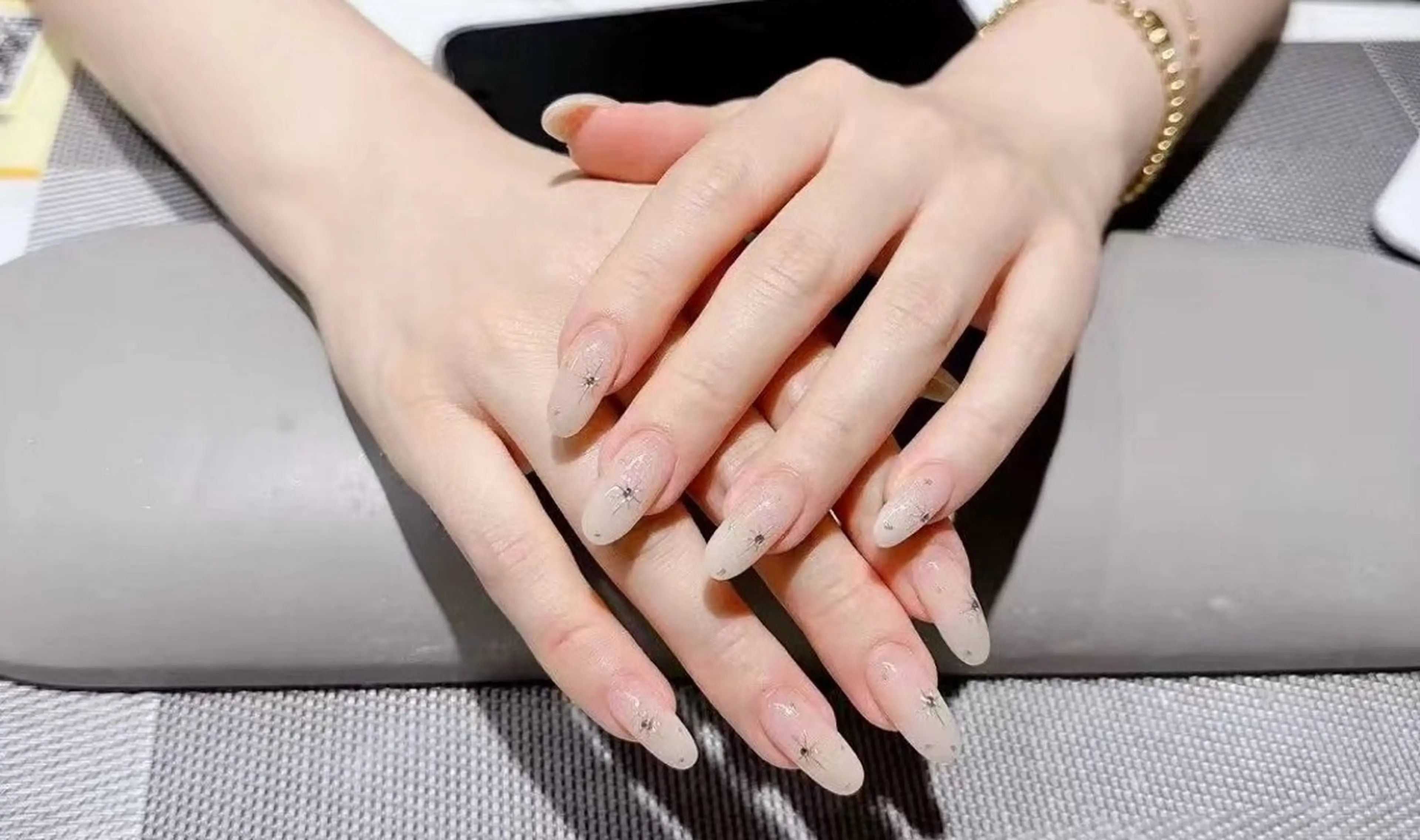 ネイル 里奈 Nailのネイルデザイン