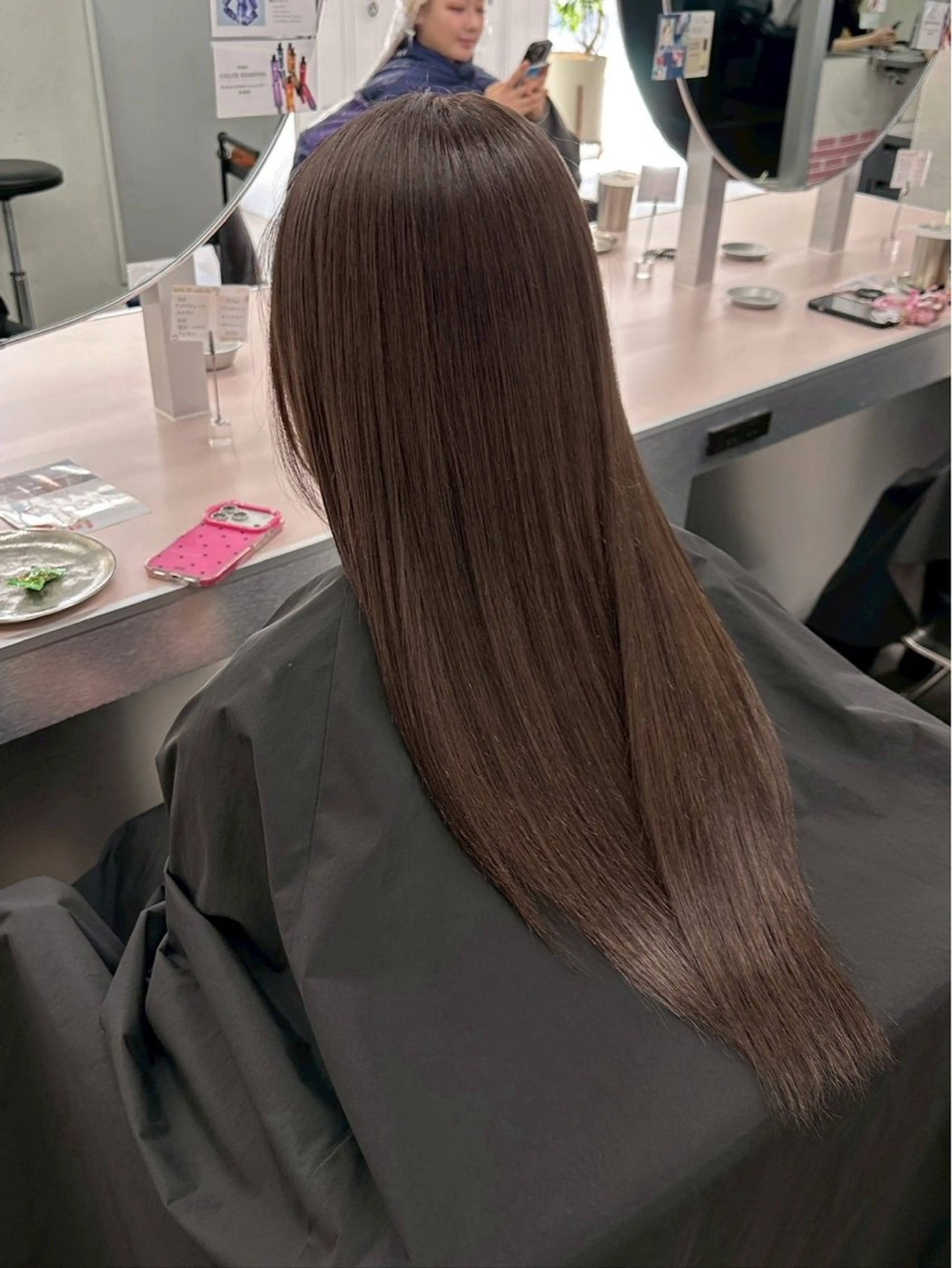 ロング カラー 東頭 さくらのヘアスタイル