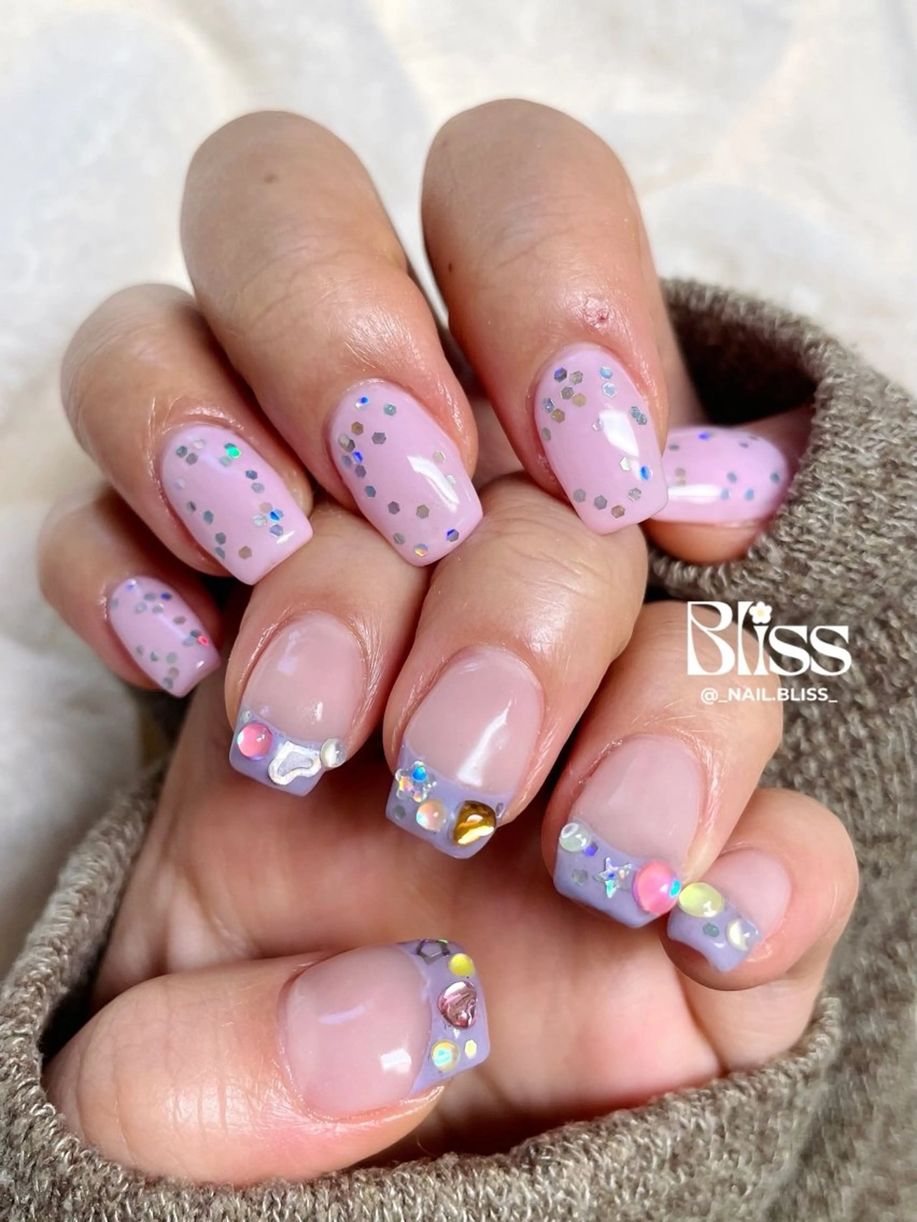ネイル 持ち込み ハンドネイル NAIL BLISSのネイルデザイン