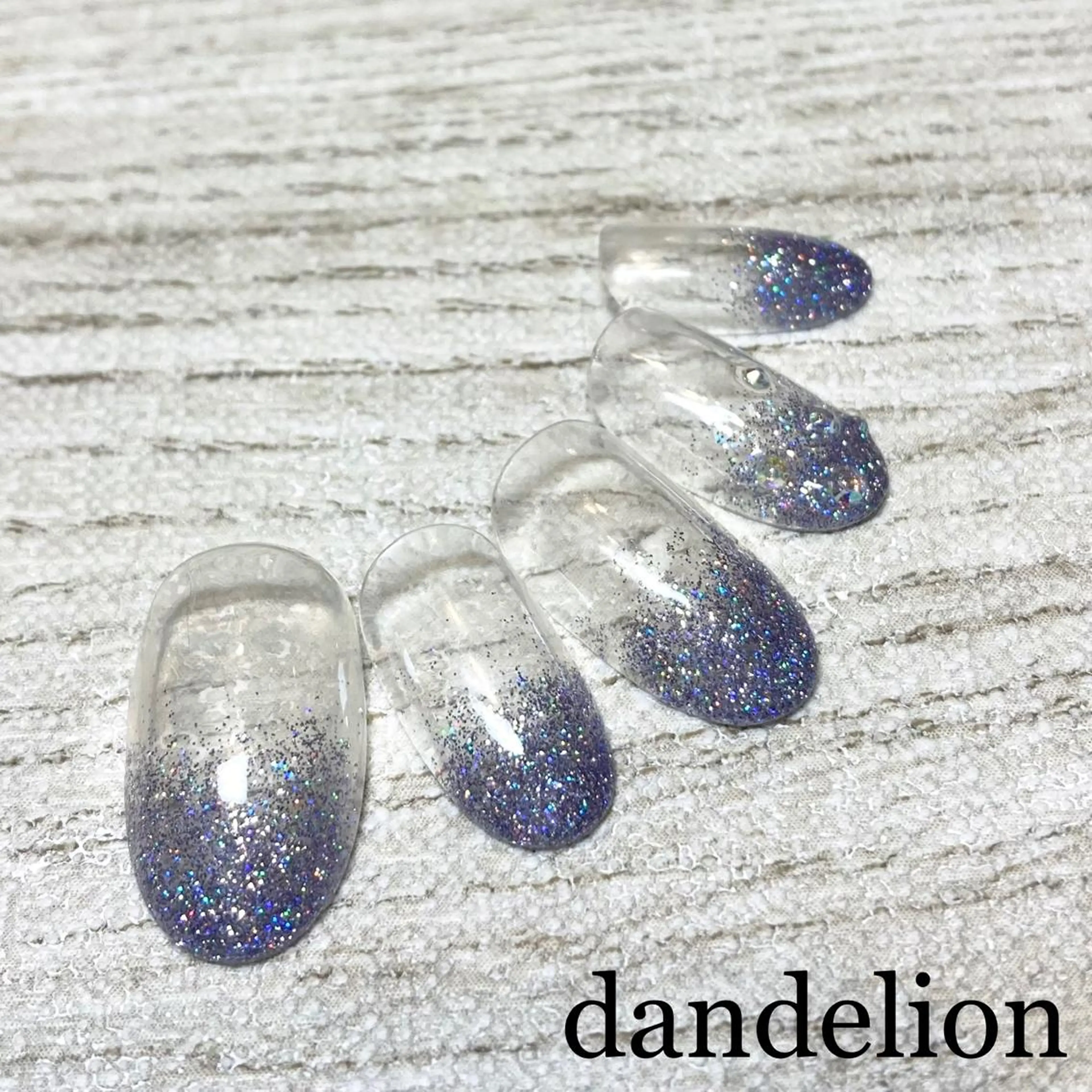 ネイル フラッシュネイル ハンドネイル ハンドケア dandelion ダンデライオンのネイルデザイン