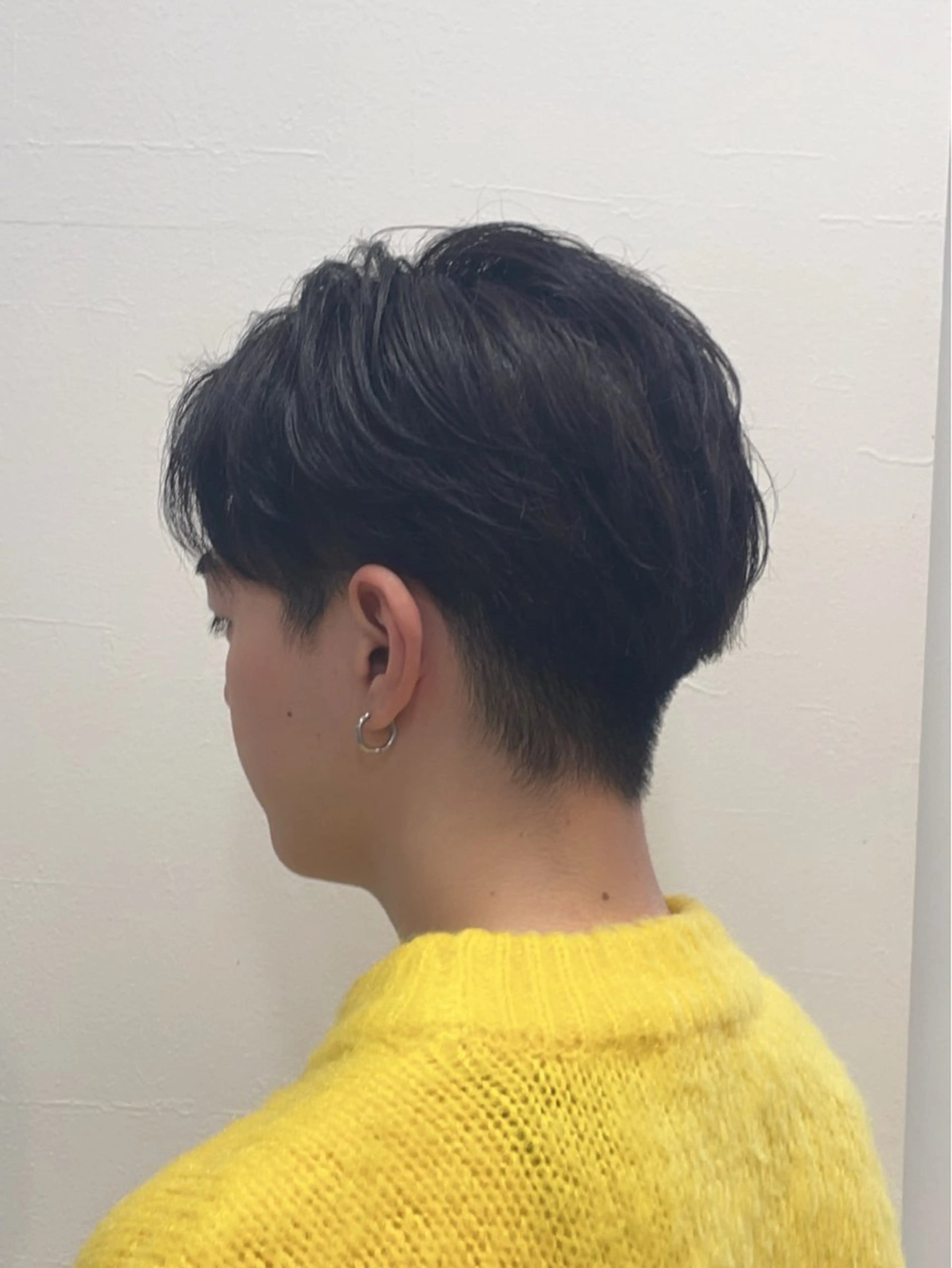 カラー シルバー ヘアカラー garou 大通店 畠山紗菜のヘアスタイル