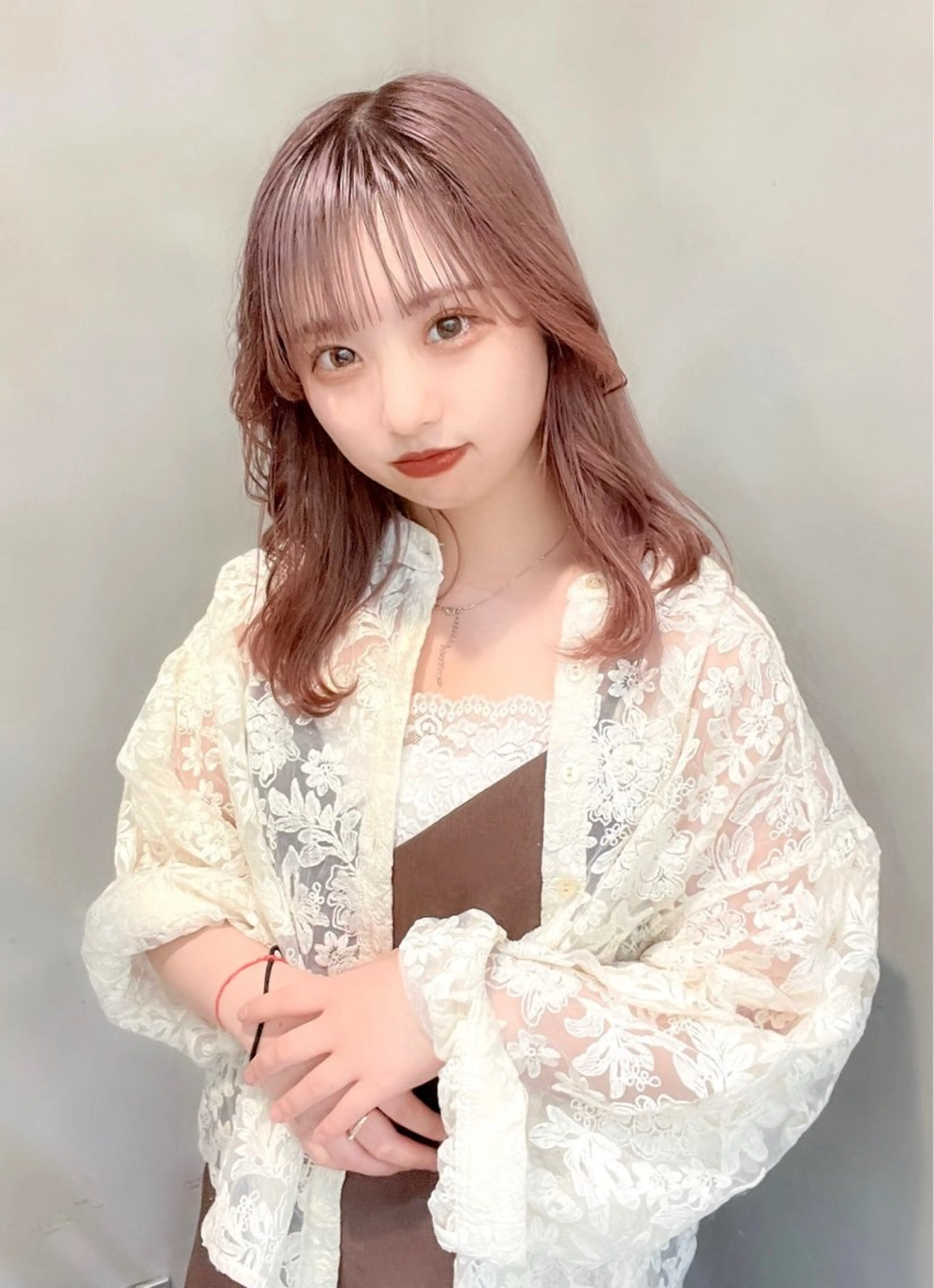 ヘアアレンジ SHIN/レイヤー カット×クロスパーマのヘアスタイル