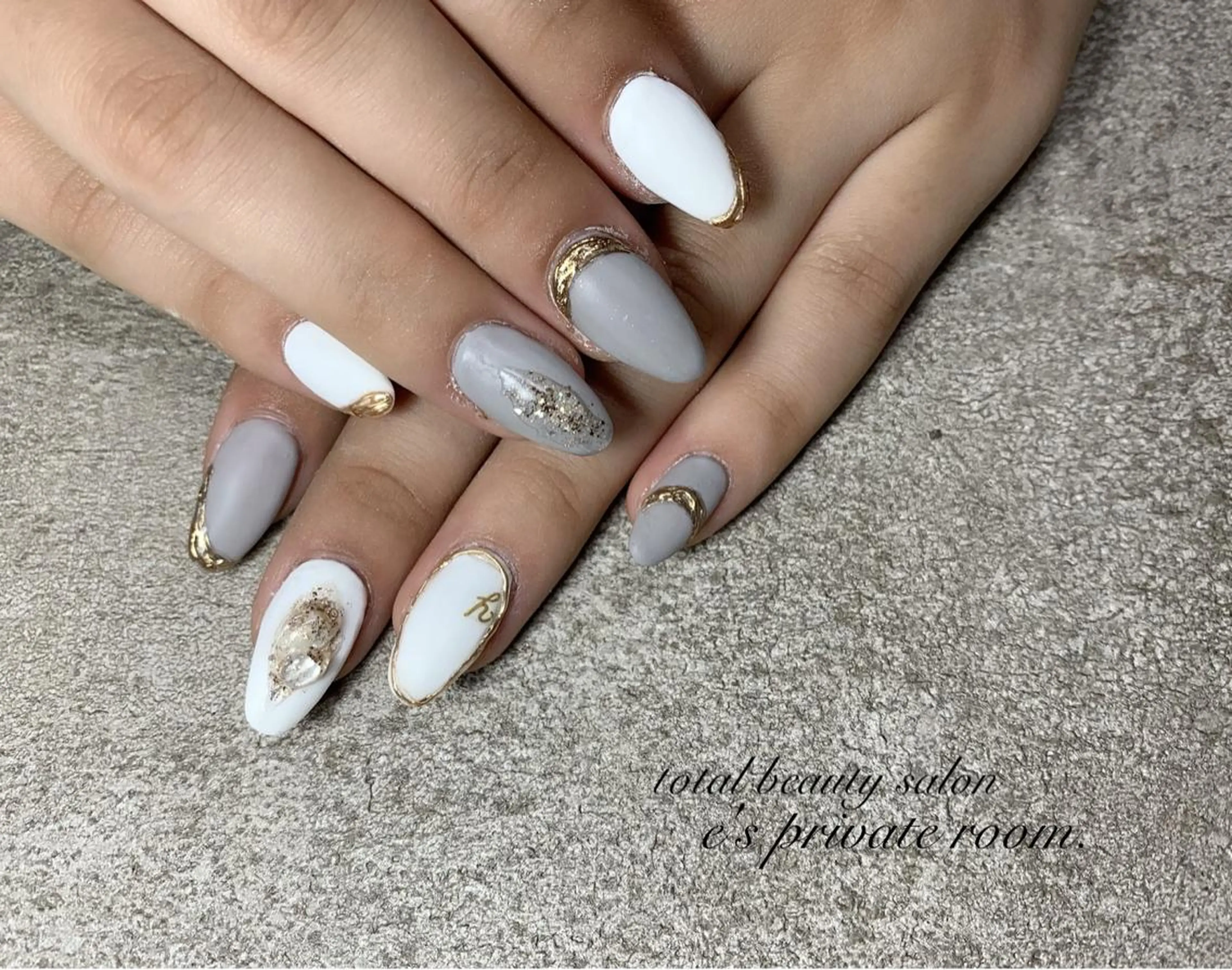 ネイル LAVISH nail salonのネイルデザイン
