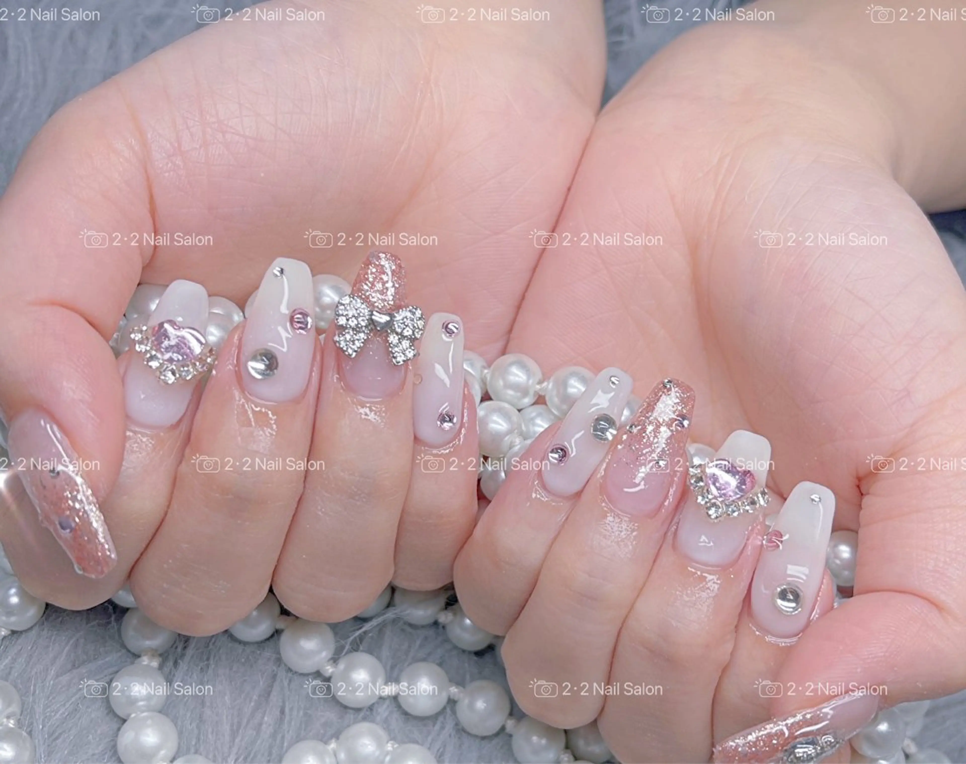 ネイル Rainrain💧 パーツ豊富、やり放題のネイルデザイン