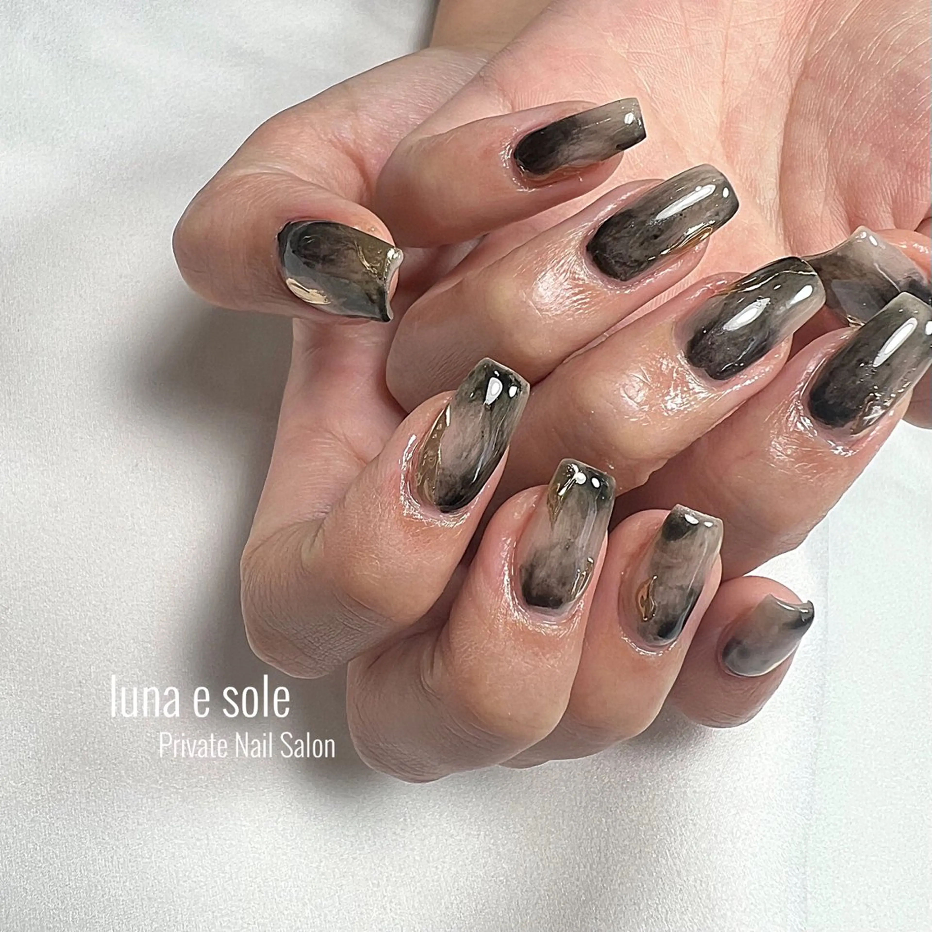 ネイル Luna e  Soleのネイルデザイン