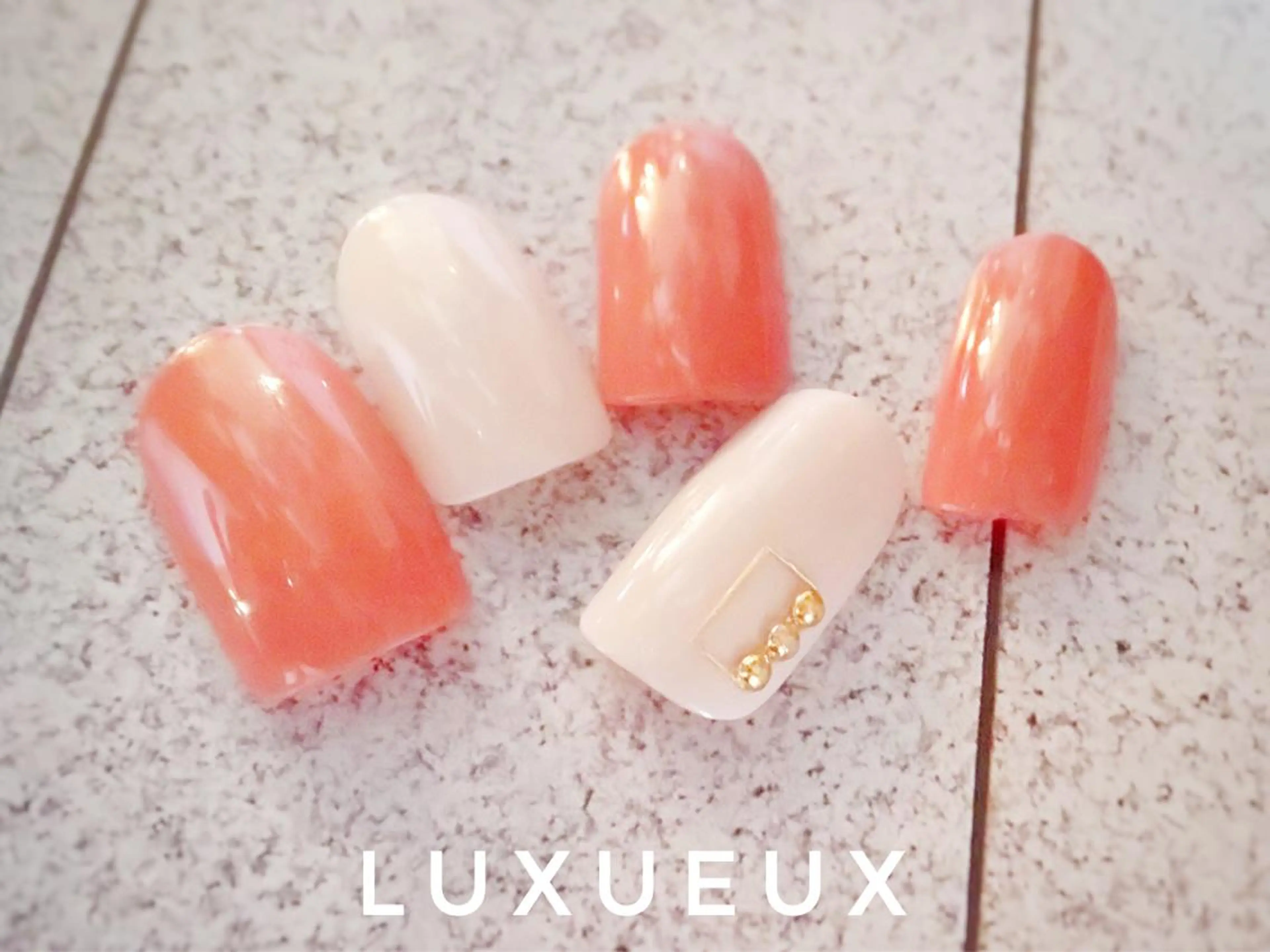 ネイル マツエク・マツパ LUXUEUX春日店 (ルクソー)のネイルデザイン