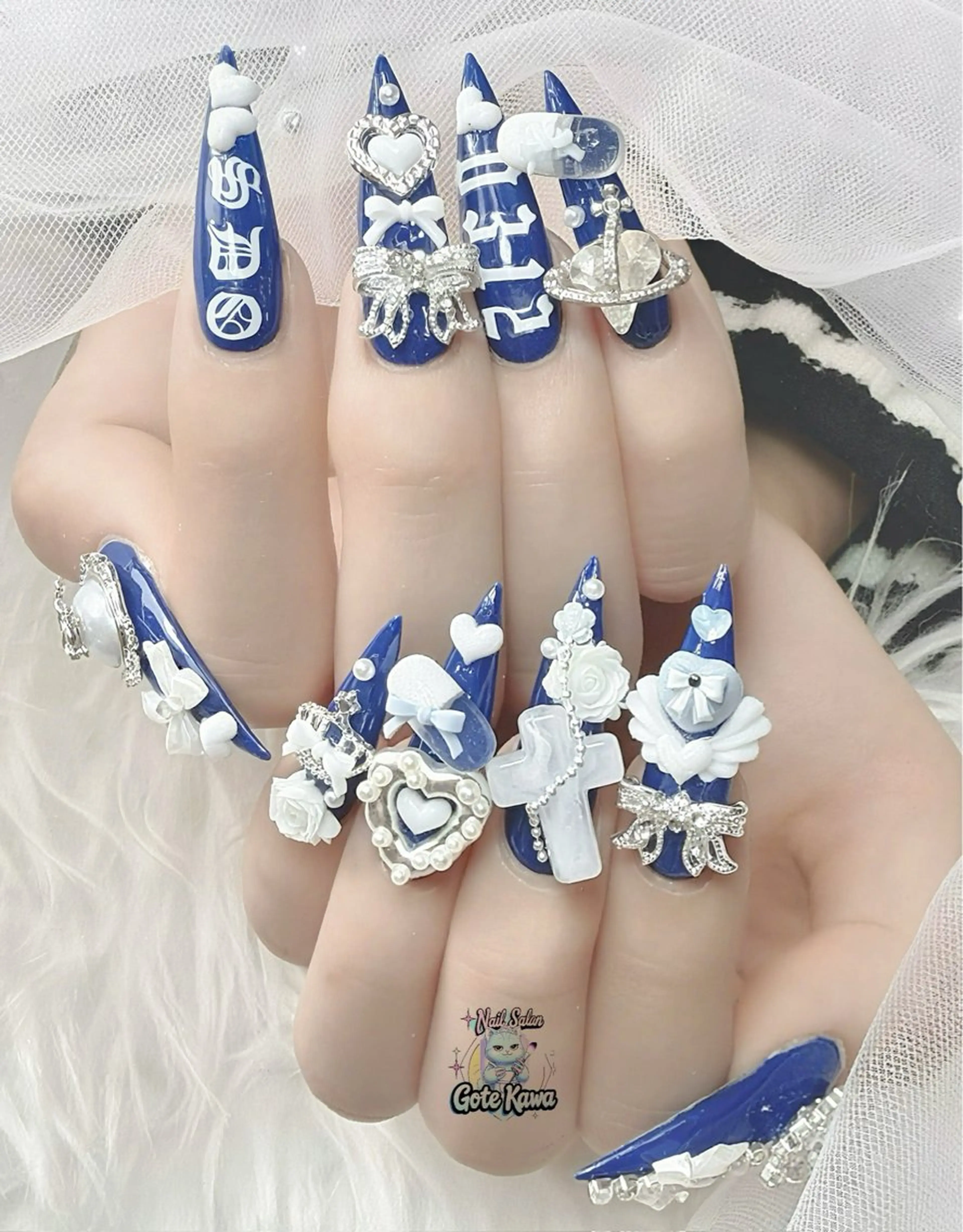 ネイル ハート ハンドネイル ハンドケア Gote Kawa nail salonのネイルデザイン