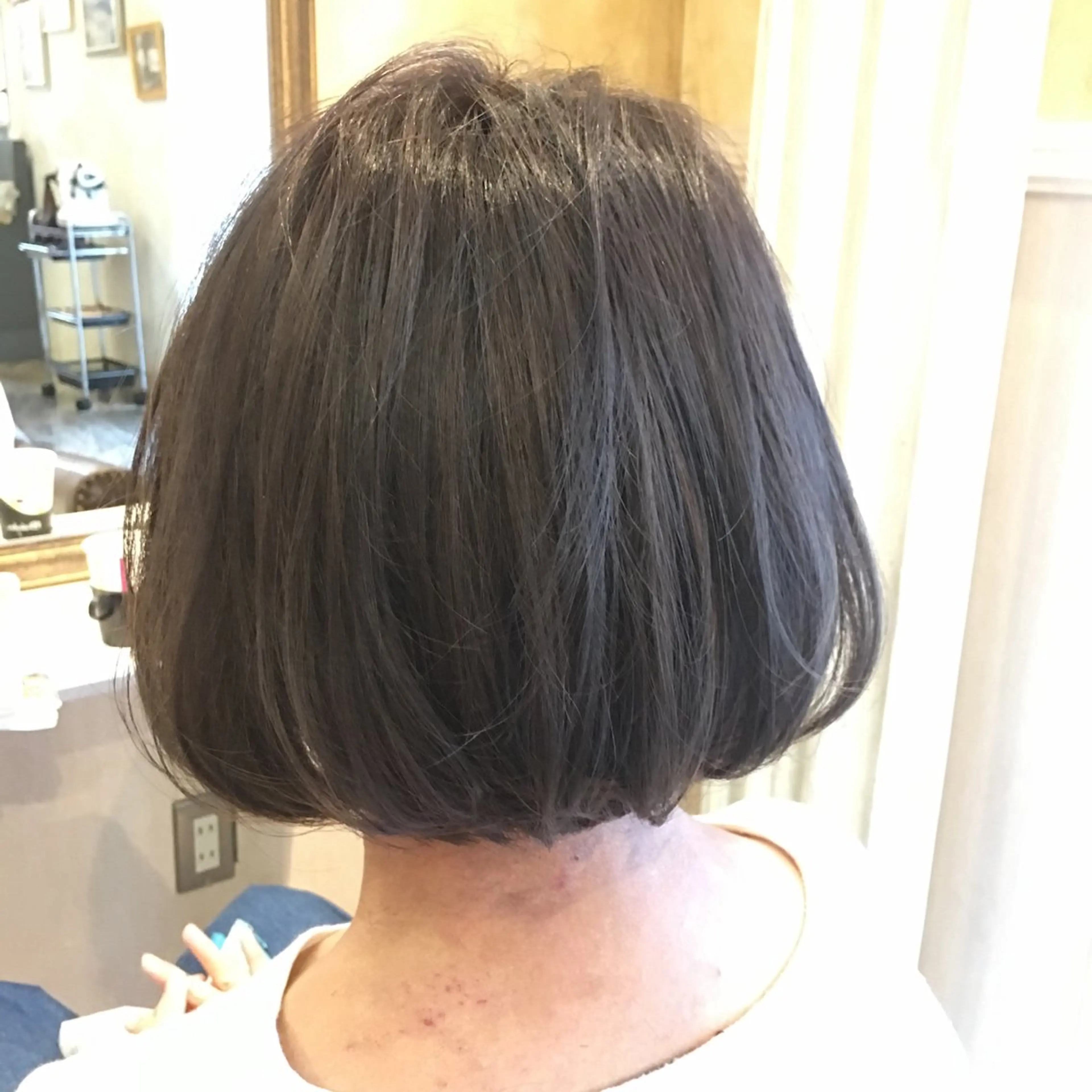 ショート カラー 塚本 昂のヘアスタイル