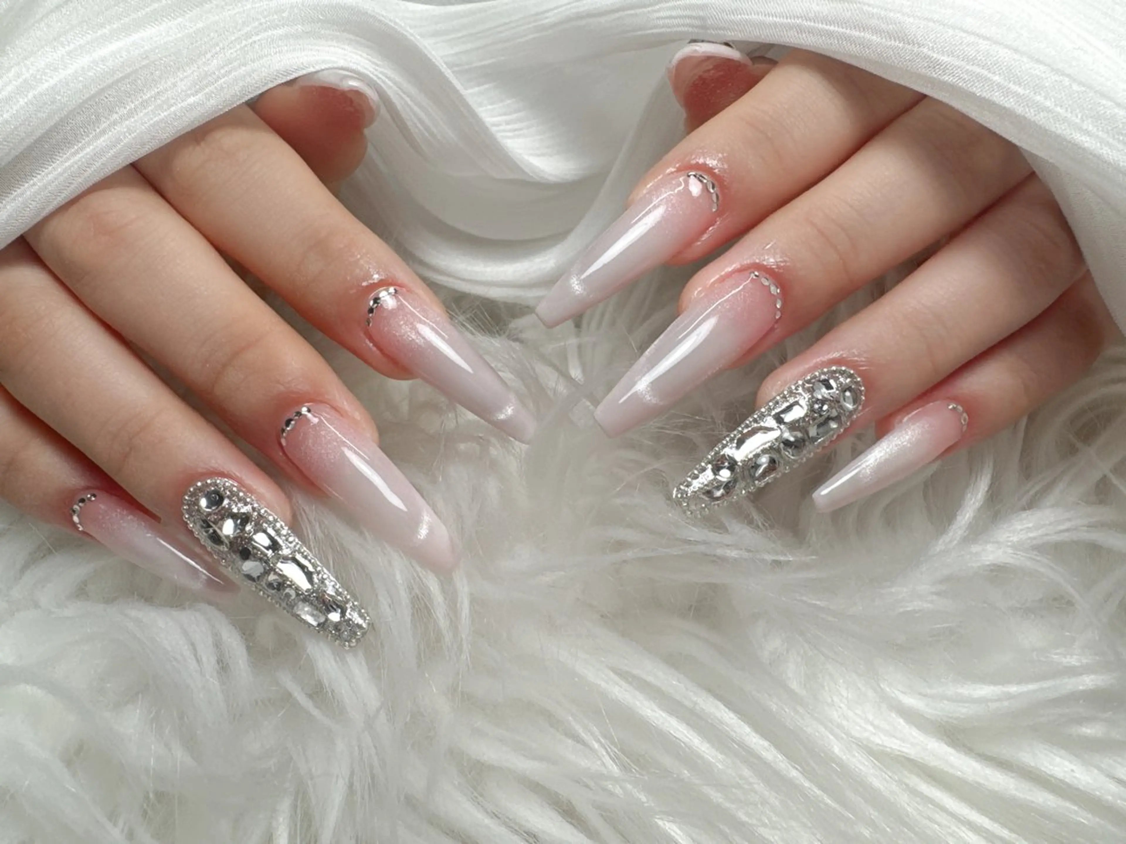 ネイル ハンドネイル EN salon💅 🦋もり💕のネイルデザイン