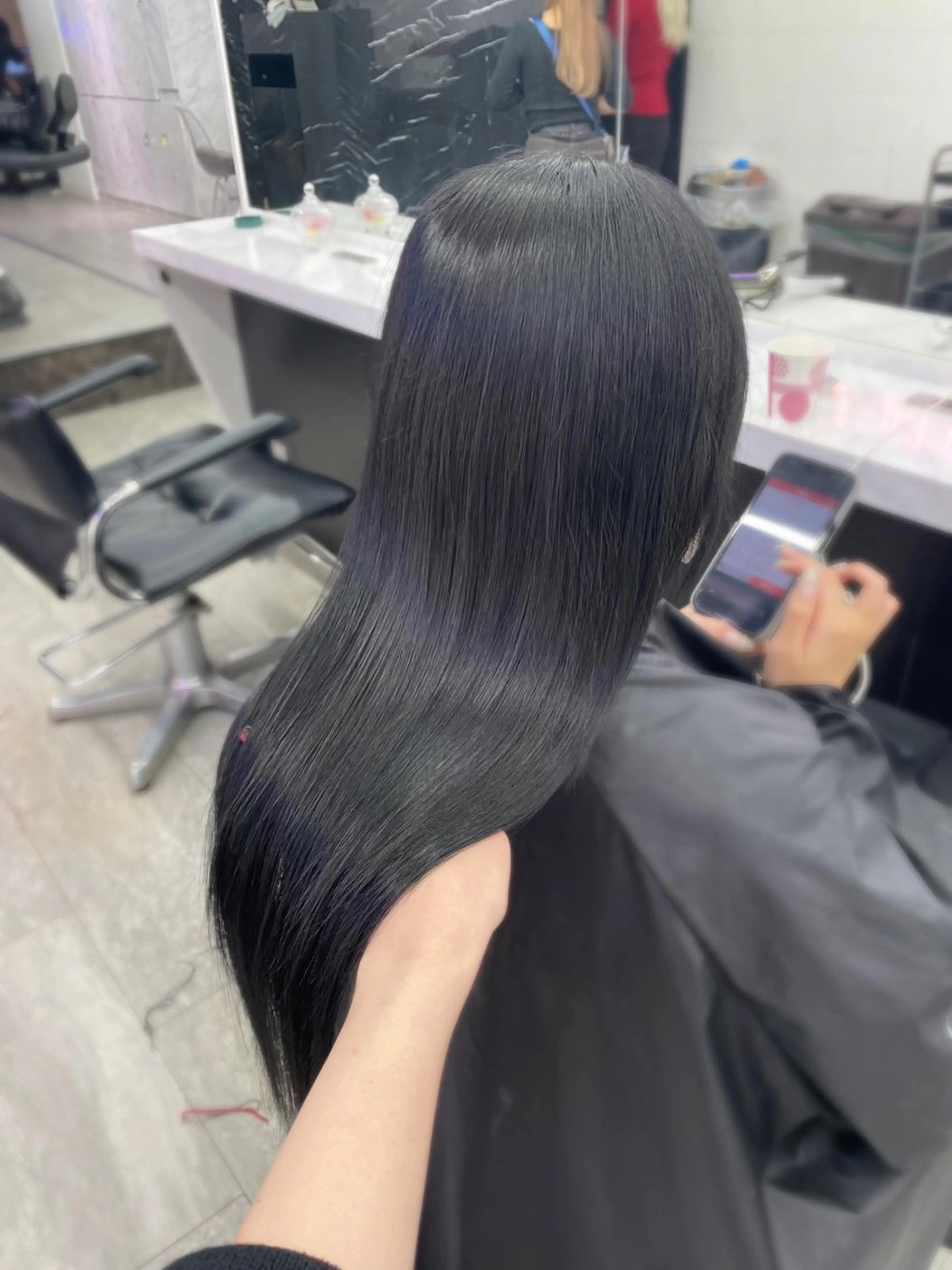 ロング カラー ヘアアレンジ プルエクステ 黒髪 エクステ ロング ヘアカラー エクステ 🎀プルエクステ みまひかる🎀のヘアスタイル