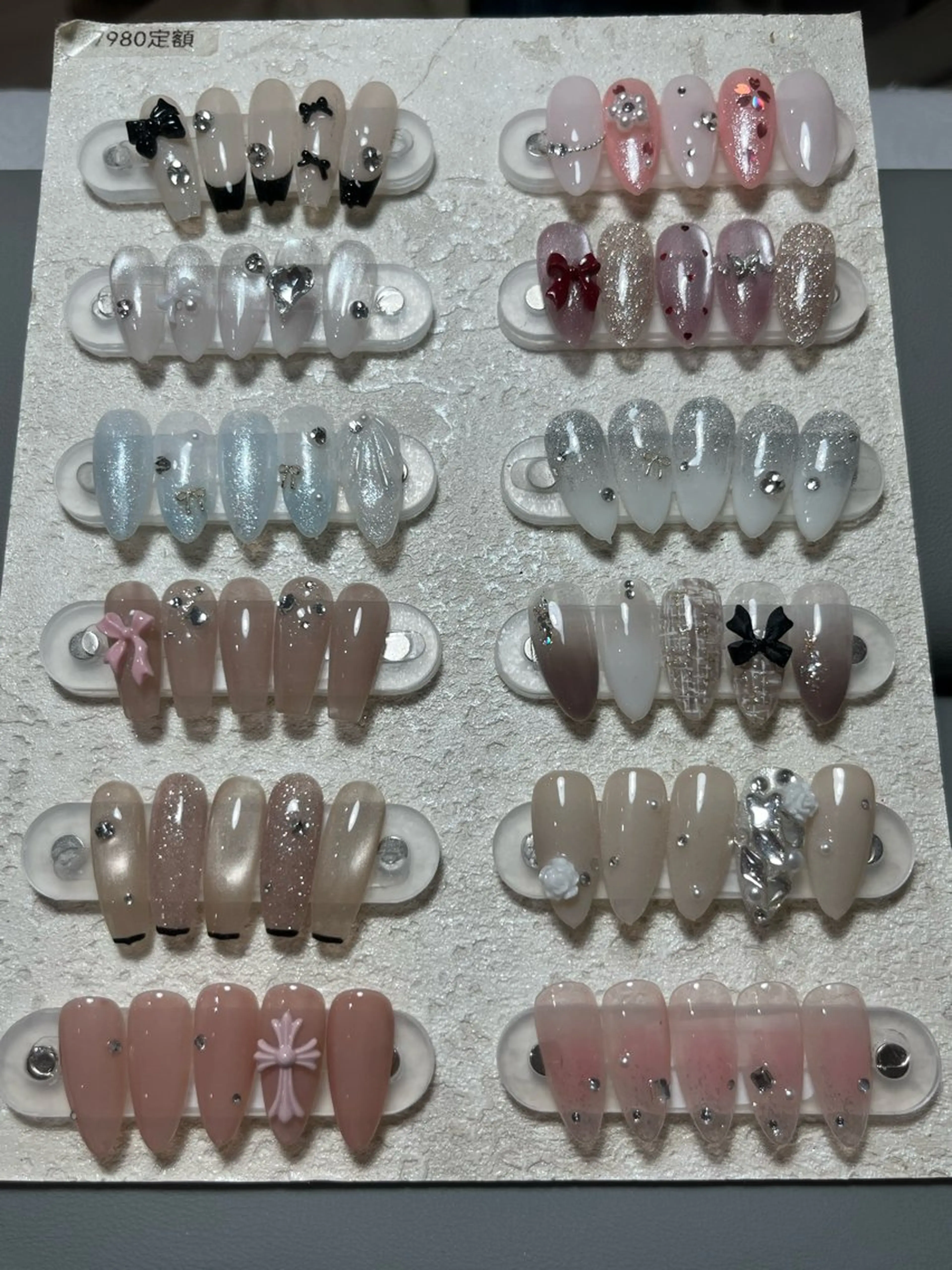 ネイル ハンドネイル 吉祥寺 メイのネイルデザイン