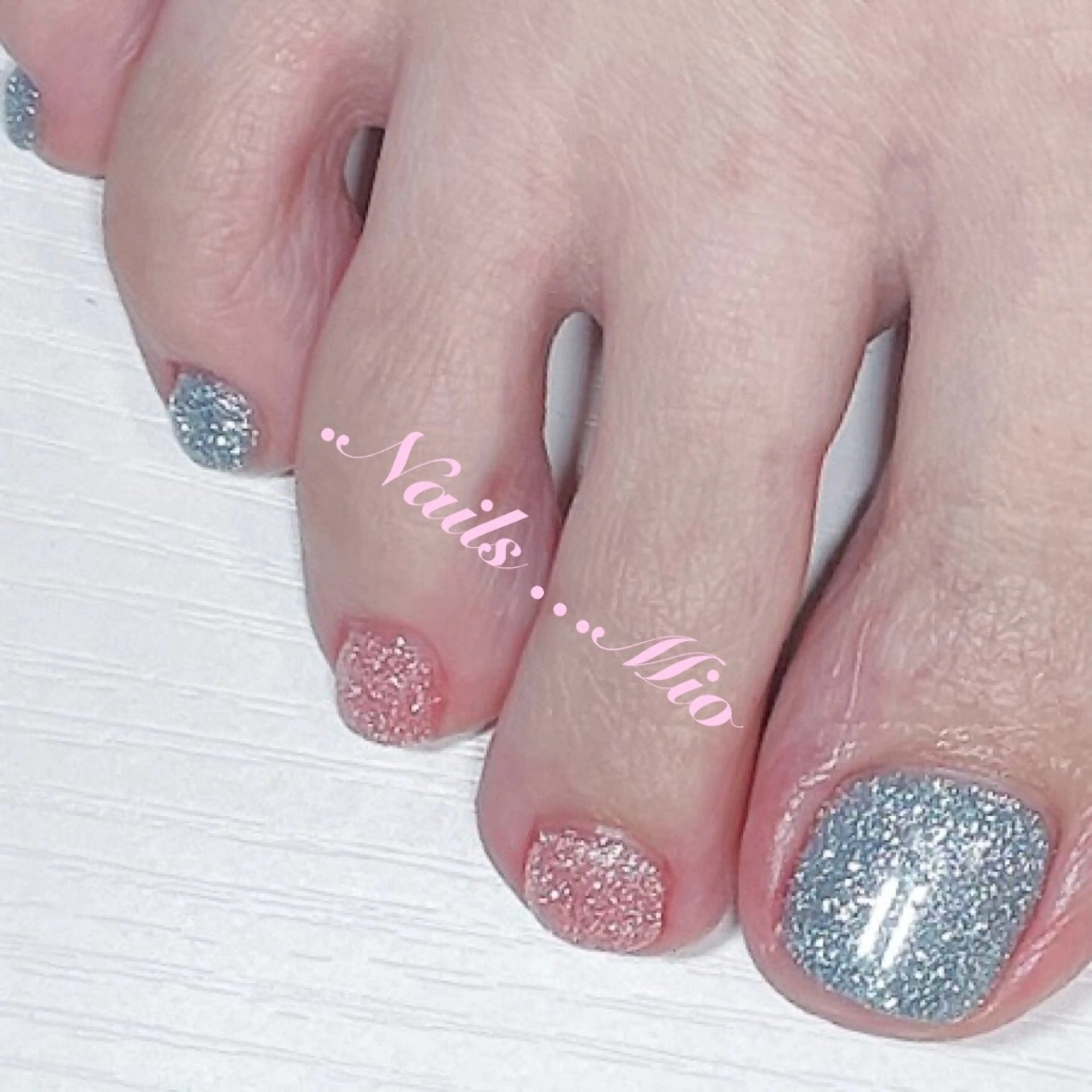 ネイル フットネイル ジェルネイル .Nails Mio 赤羽西ネイルサロンのネイルデザイン