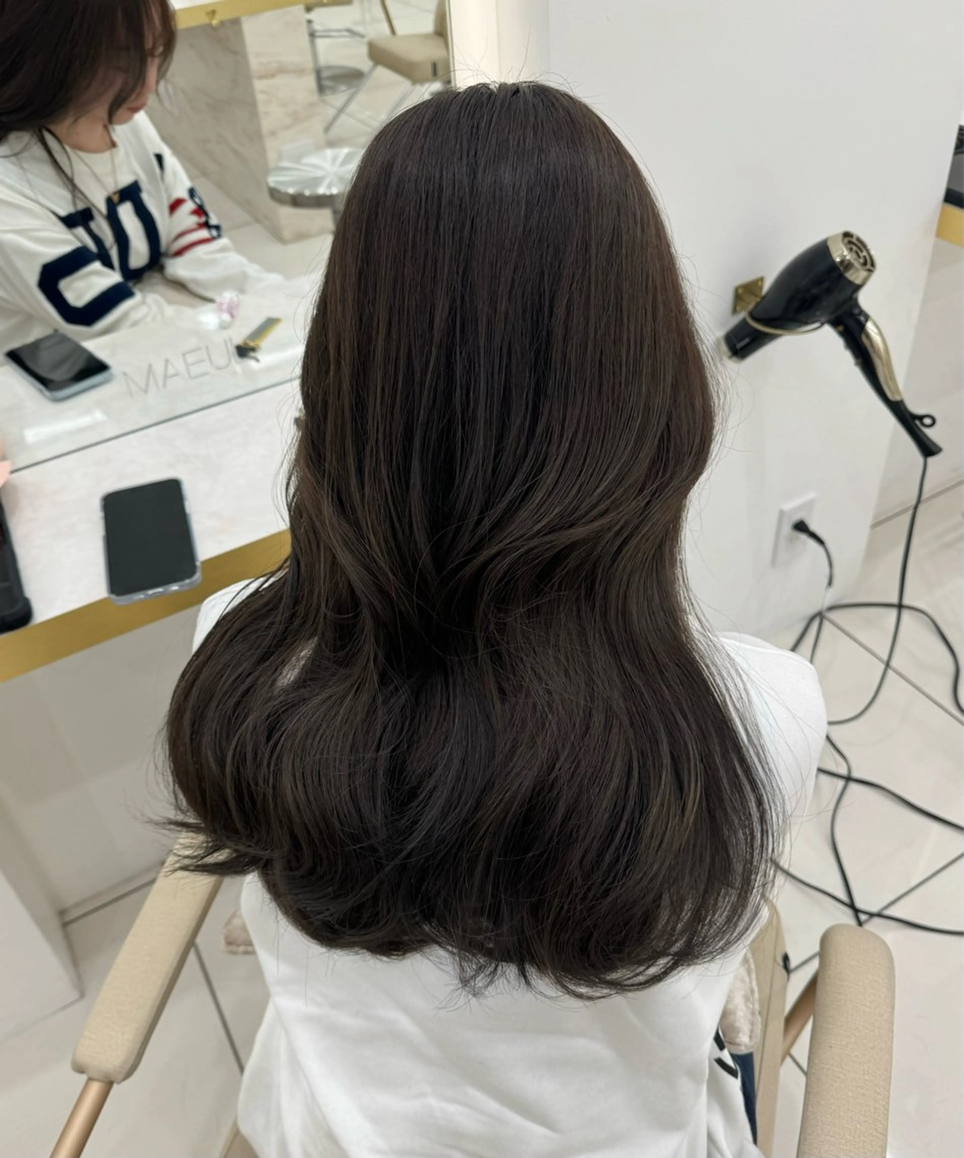 ロング カラー 天野 ひとみのヘアスタイル