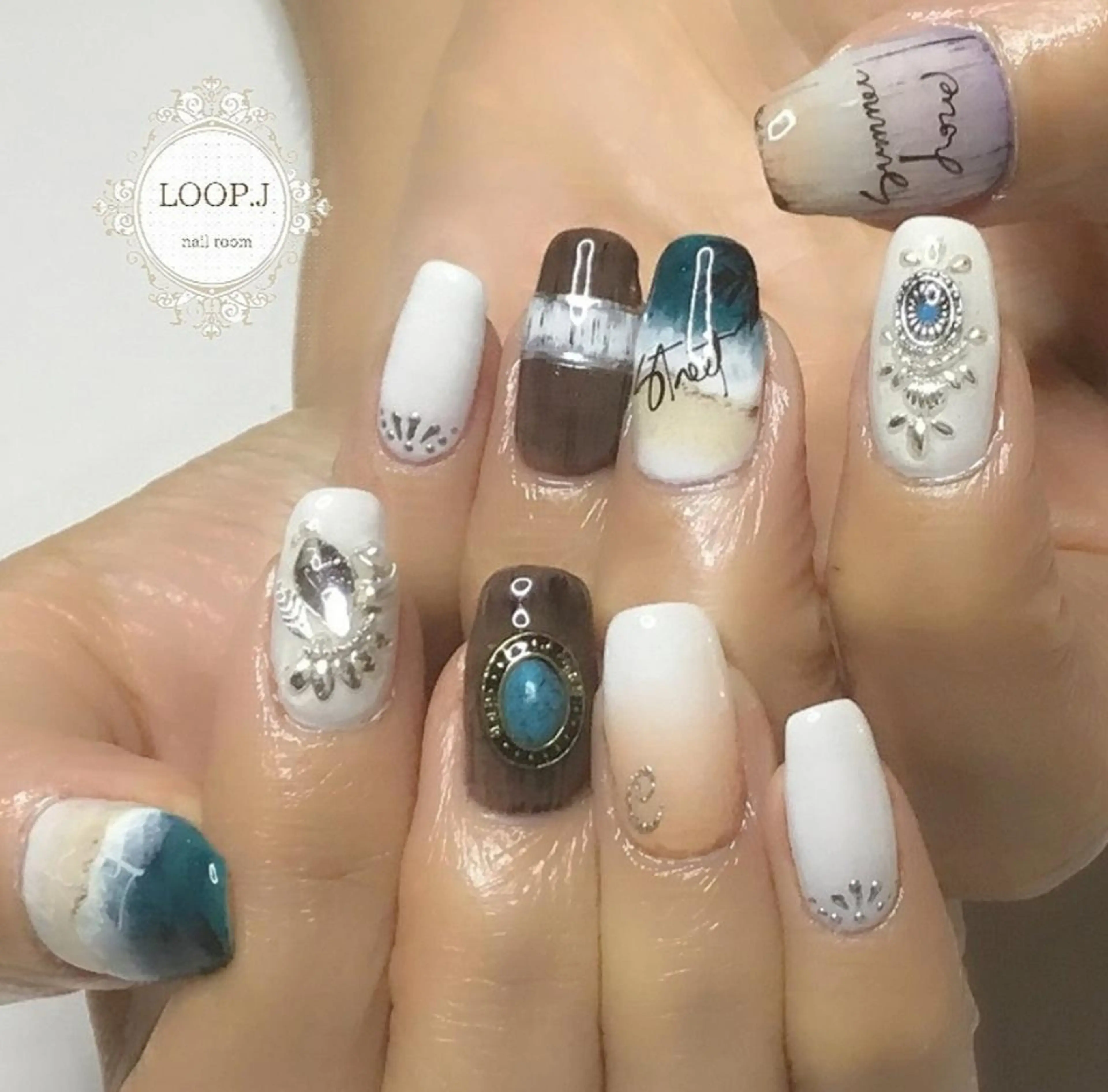 ネイル ハンドネイル おおくぼ めぐみのネイルデザイン