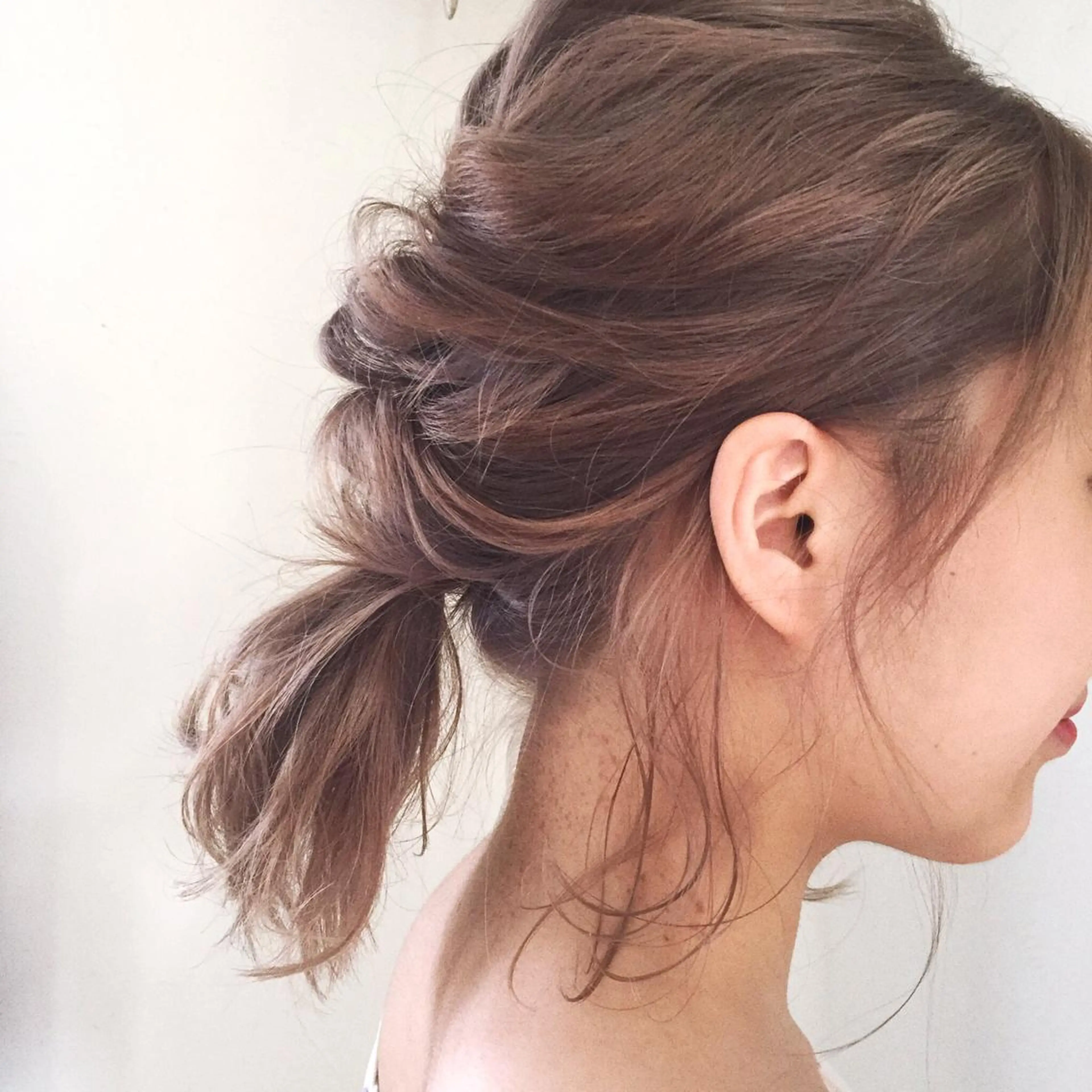 ミディアム カラー ヘアアレンジ 山下 千明のヘアスタイル
