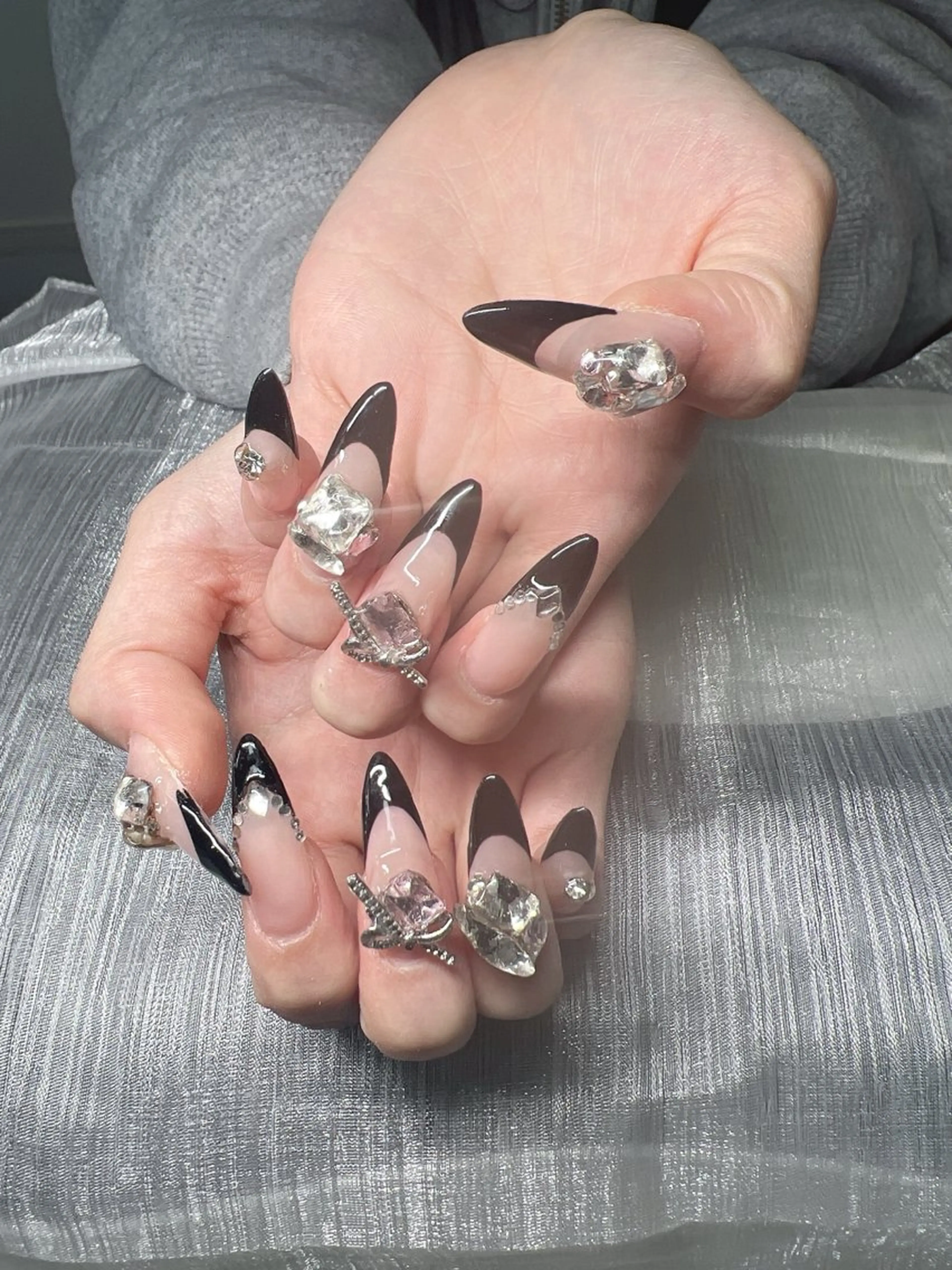 ネイル ハンドネイル Lee Nailsのネイルデザイン