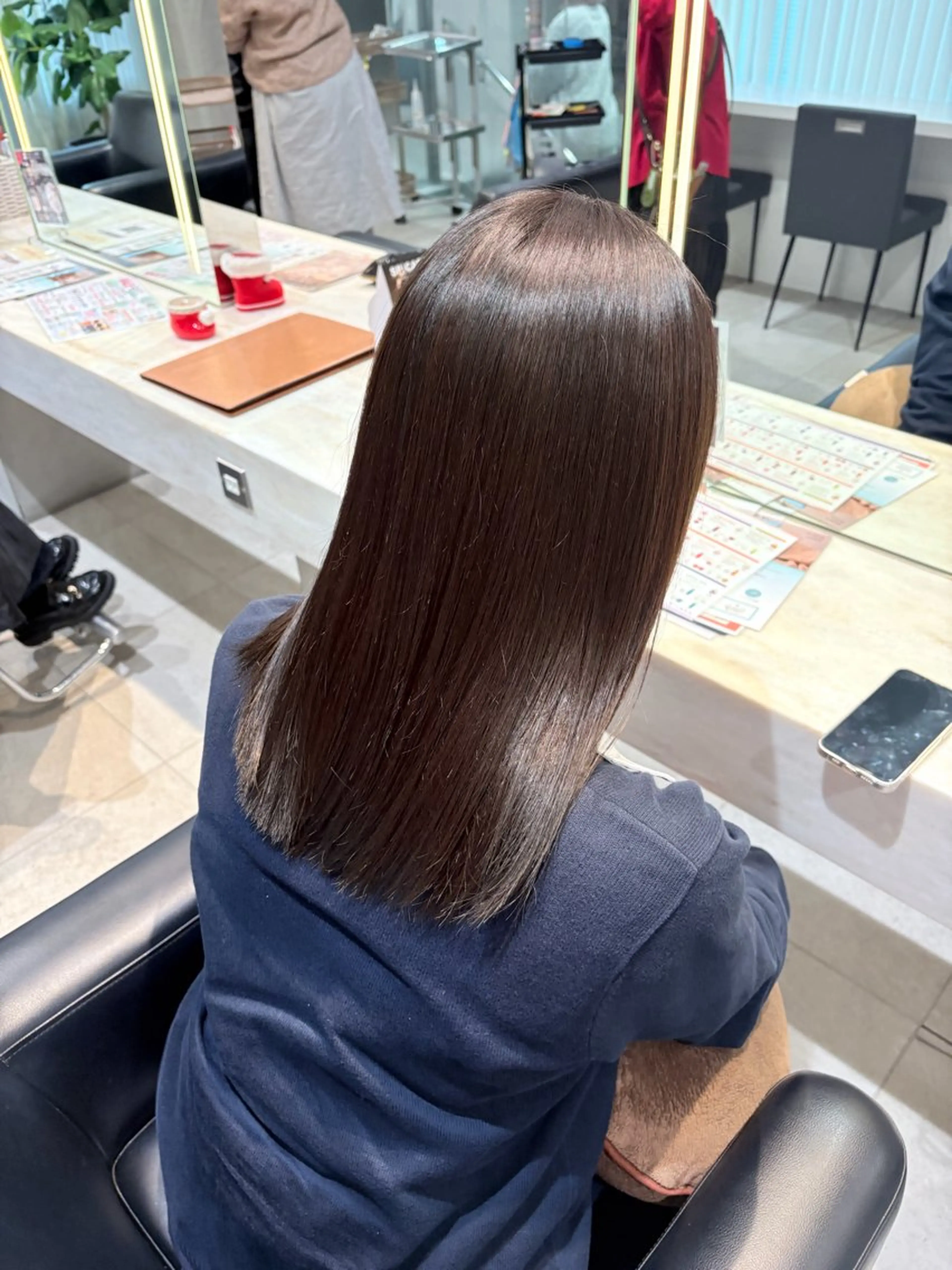 ロング ヘアカラー トリートメント aina カラー🎀のヘアスタイル