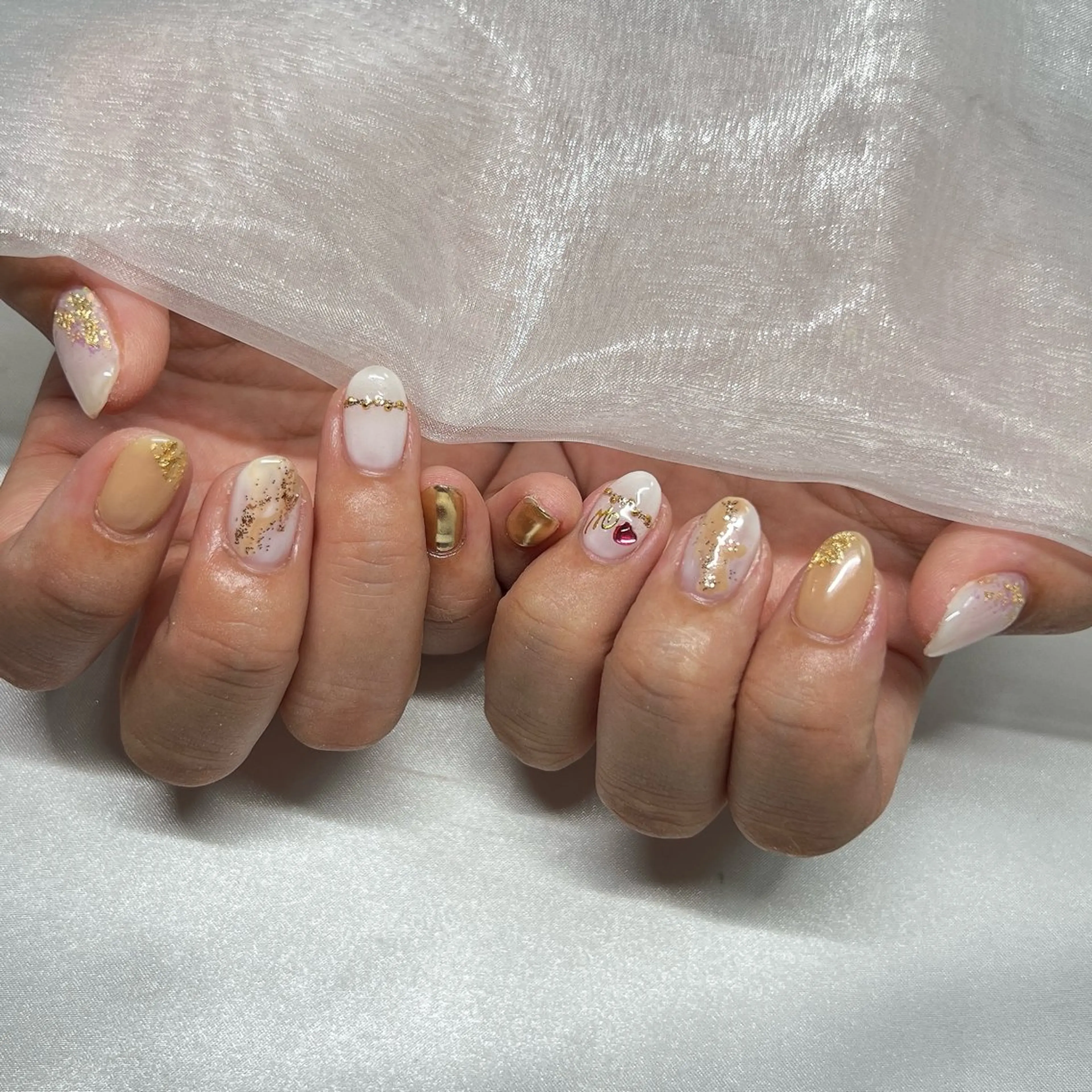 ネイル ジェルネイル 韓国ネイル ラメ(グリッター) マグネットネイル ミラーネイル ハンドネイル -nail salon-Reward所属・nail salon Rewardのネイルデザイン