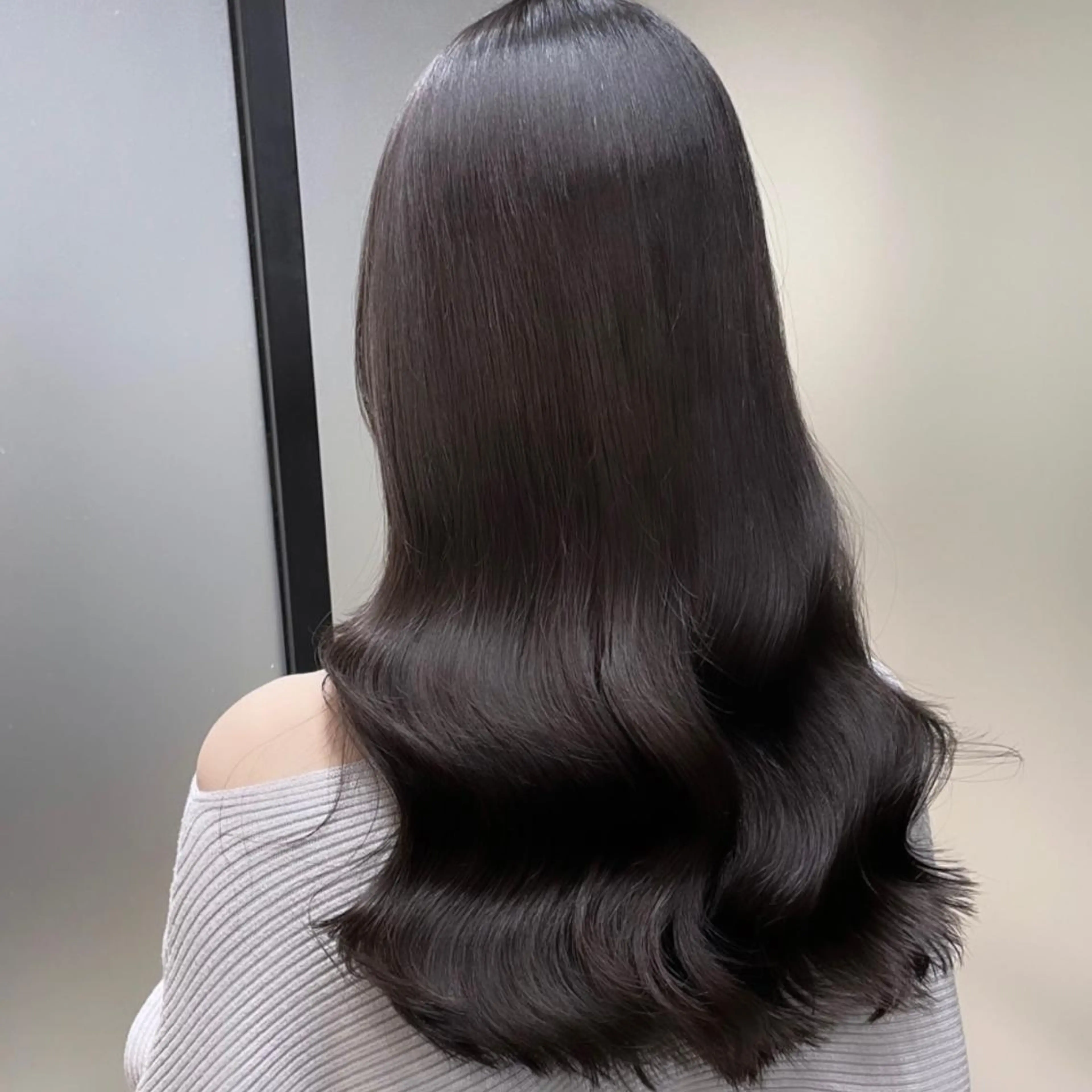ロング カラー シンカ 表参道のヘアスタイル