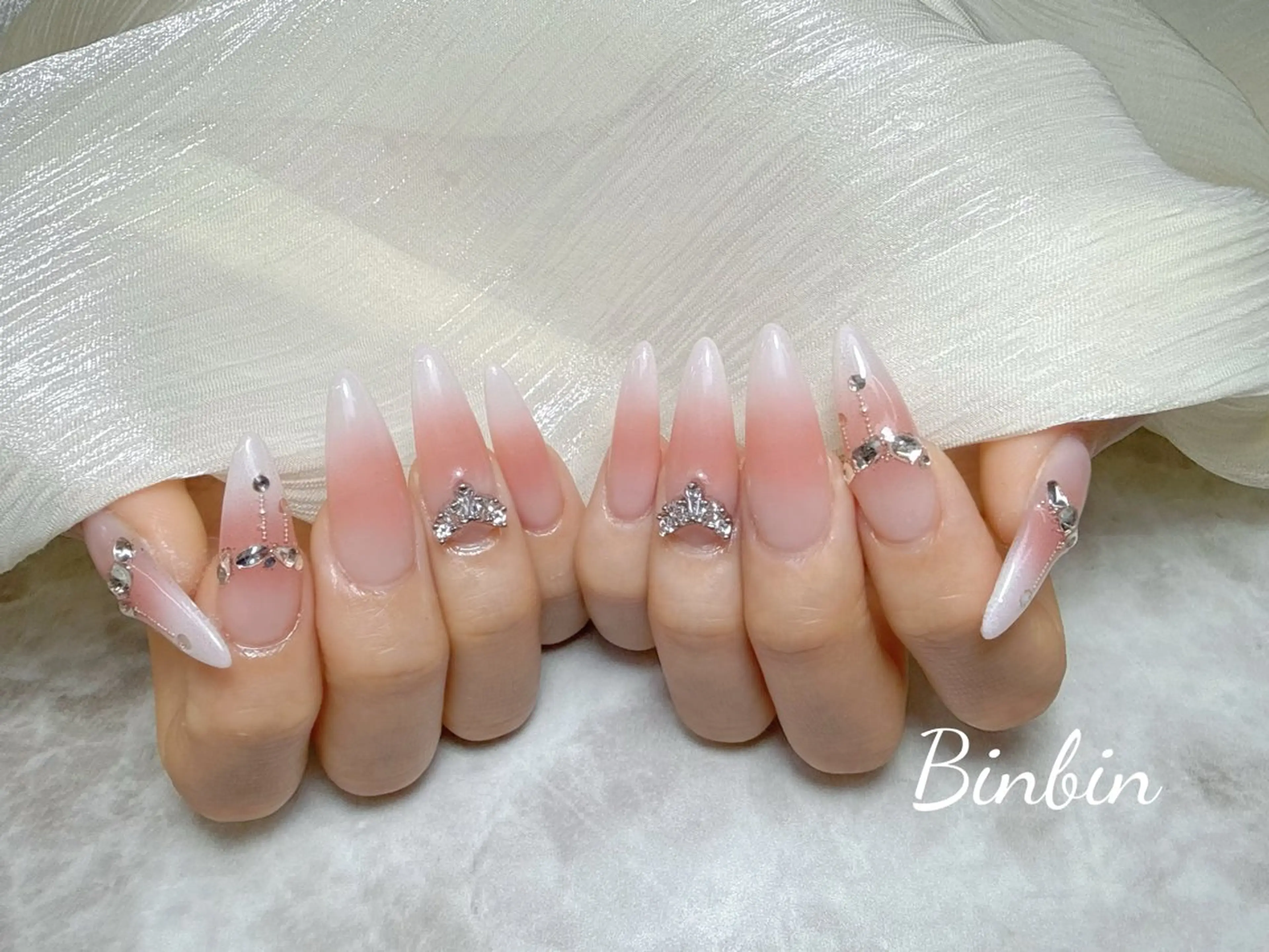 ネイル ハンドネイル ハンドケア 閨匠ビューティサロン 新橋店♡BinBinのネイルデザイン