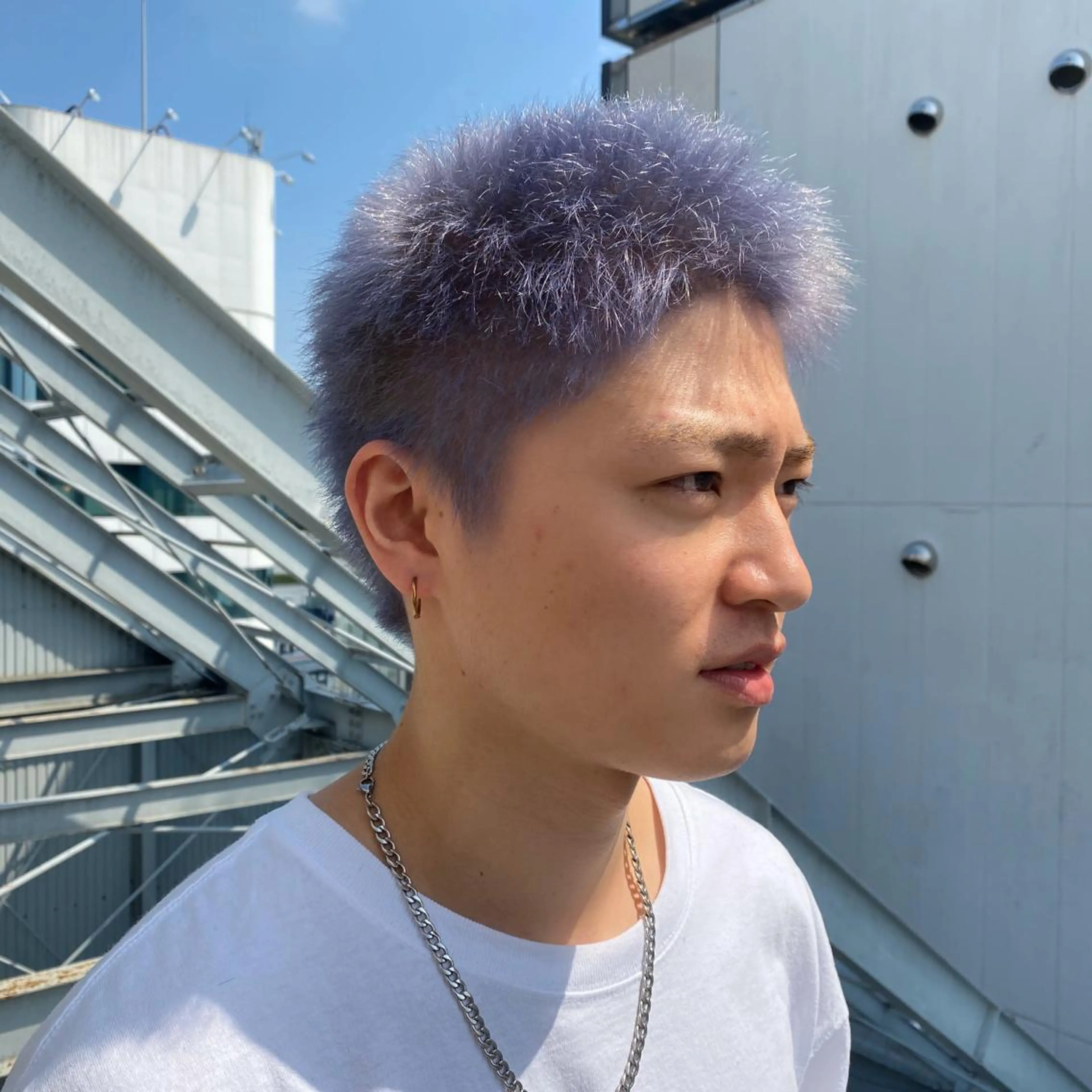 カラー メンズ 🩵ブリーチカラー 🐈MIORI🩵のヘアスタイル