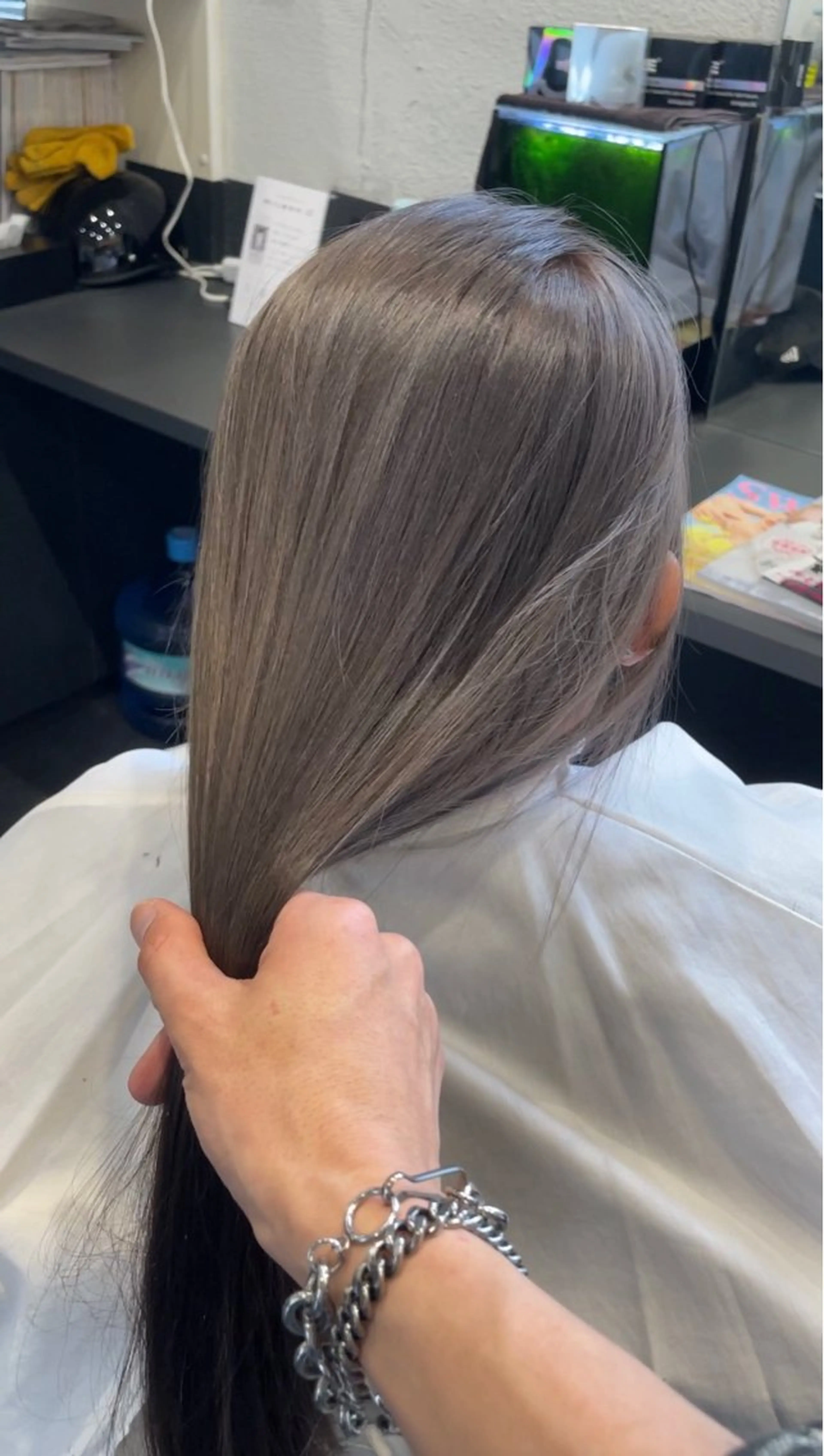 セミロング ヘアカラー トリートメント 🦖JIN HAIR DESIGN🦖のヘアスタイル