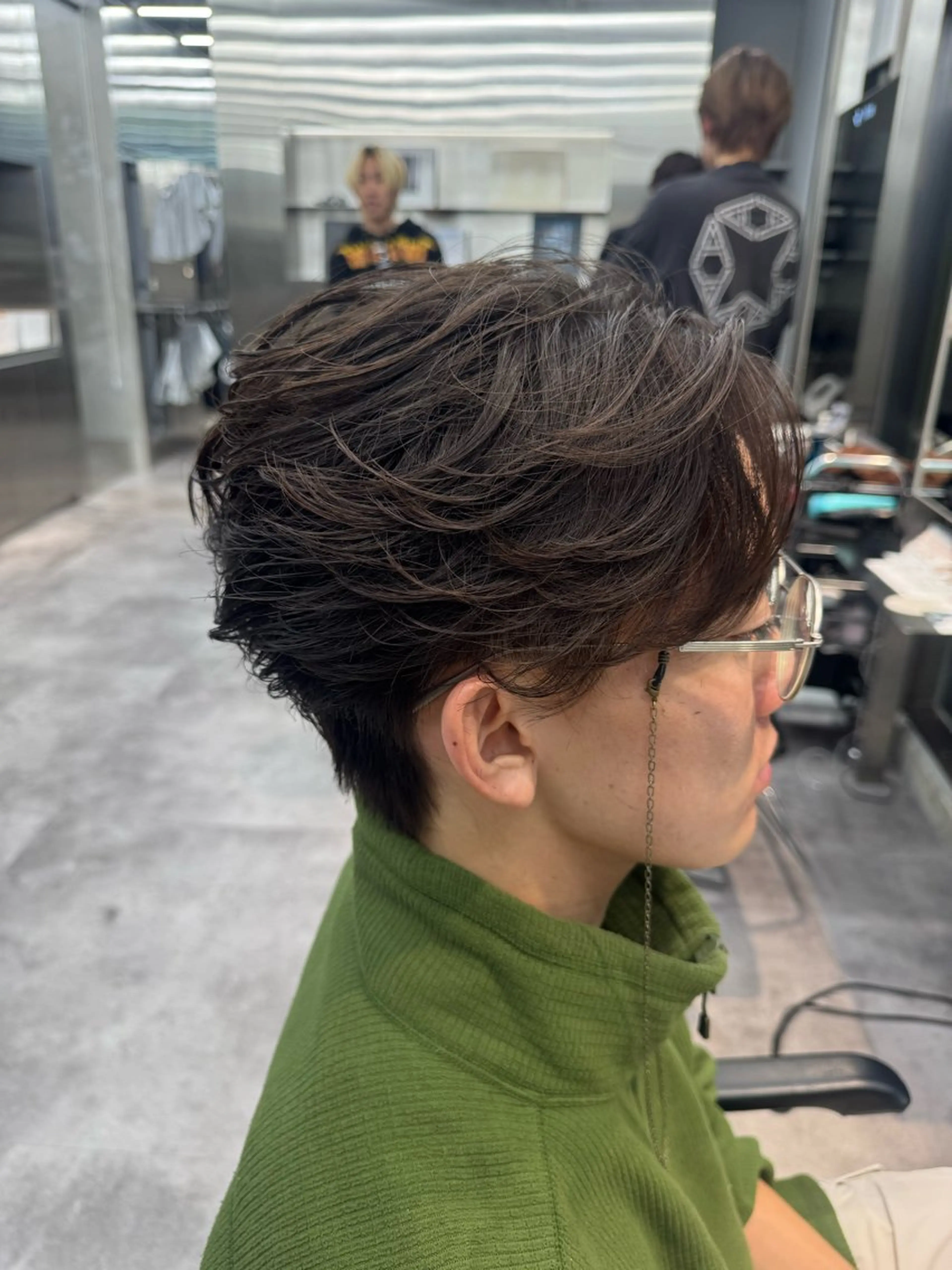 パーマ メンズ カット パーマ トリートメント 人見知りさんでも安心 奥田 里佳子のヘアスタイル