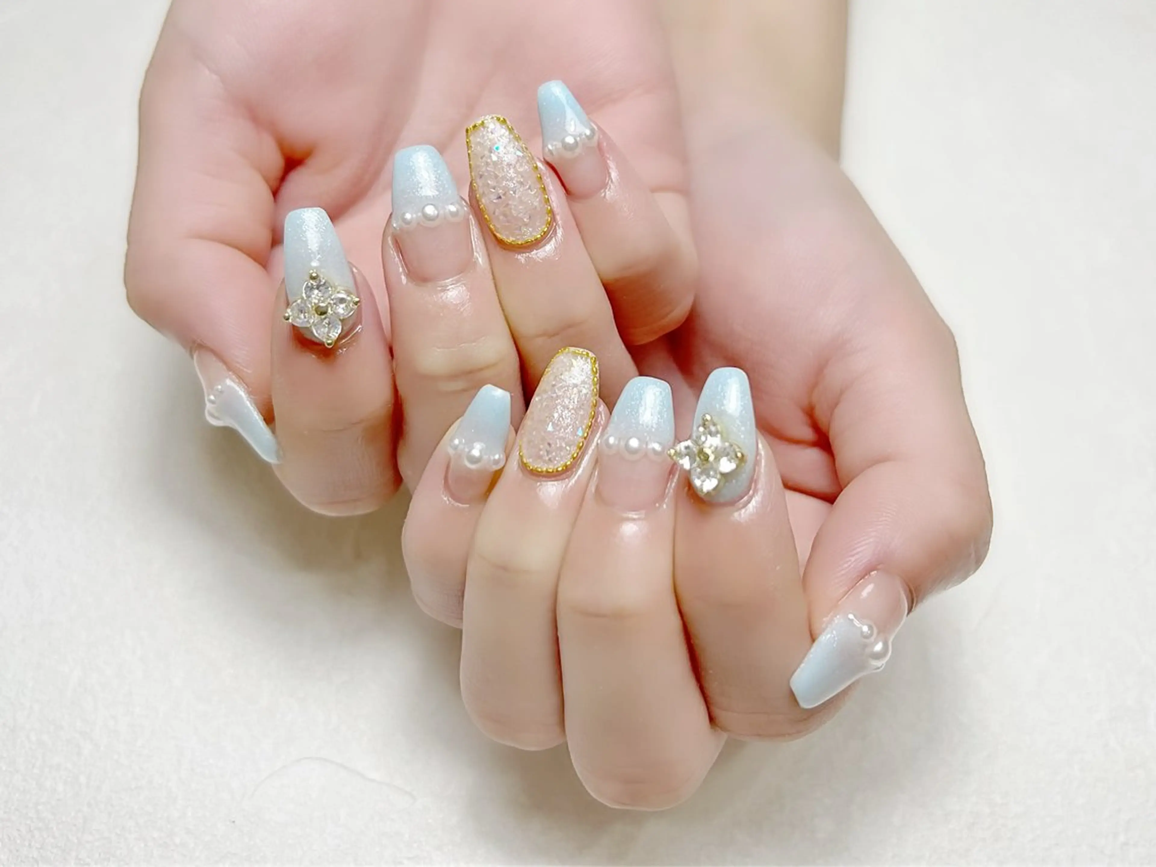 ネイル ブルー ラメ(グリッター) 夏ネイル ワンホンネイル rouse nail RISATOのネイルデザイン