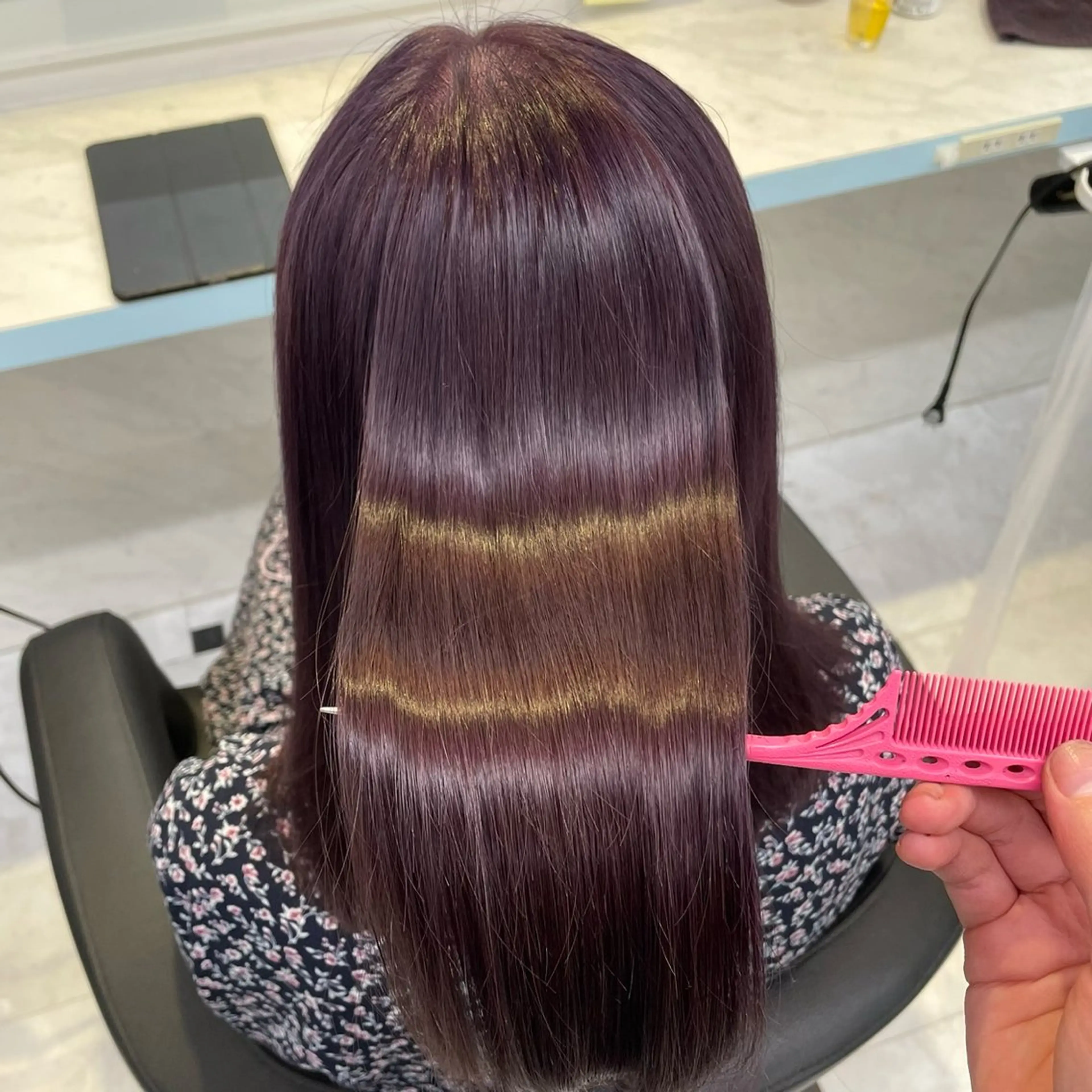 ロング レイヤーカット 透明感カラーの達人のヘアスタイル