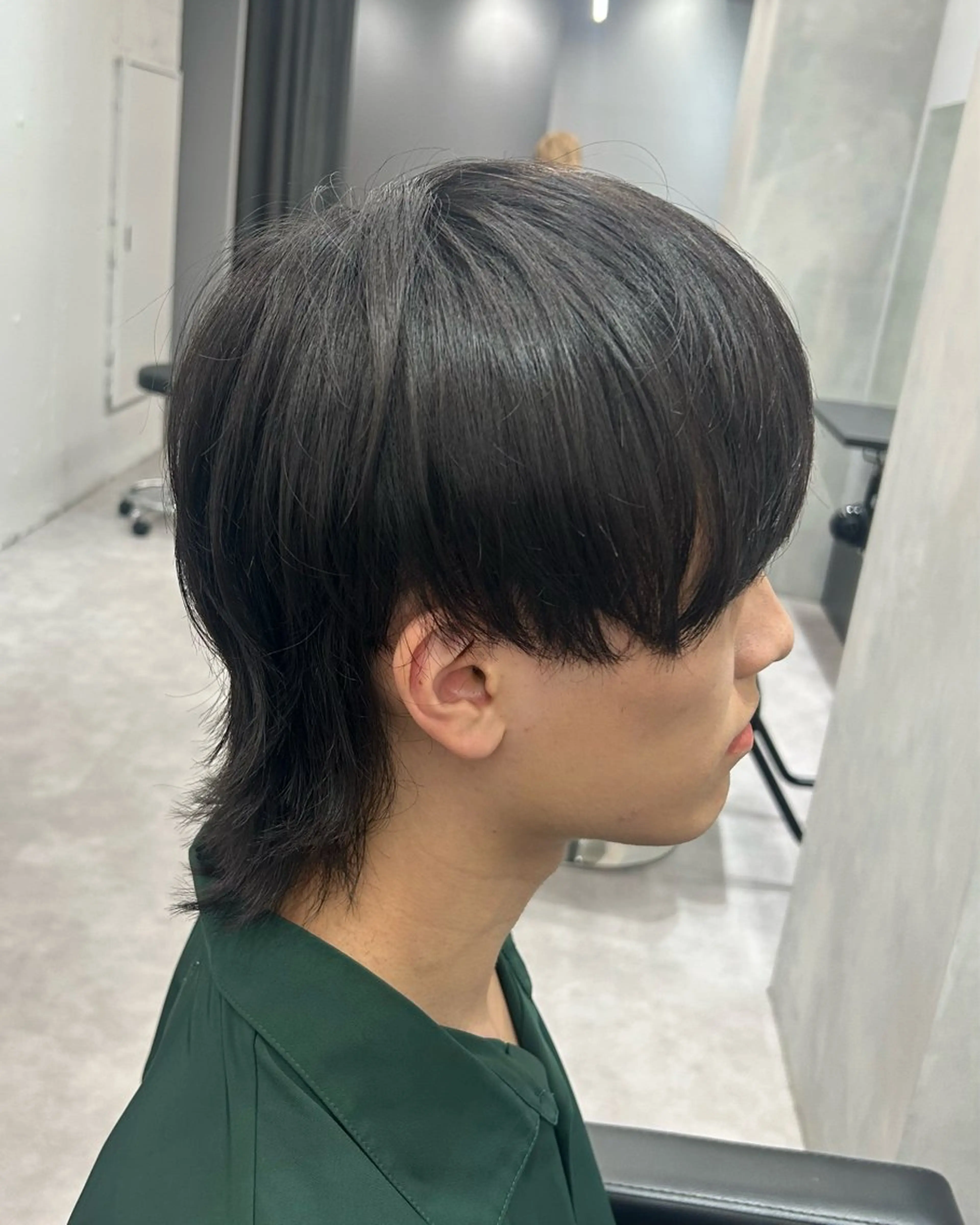 セミロング メンズ メンズウルフカット ウルフカット 曲がる縮毛矯正 LIBER 　岩名のヘアスタイル