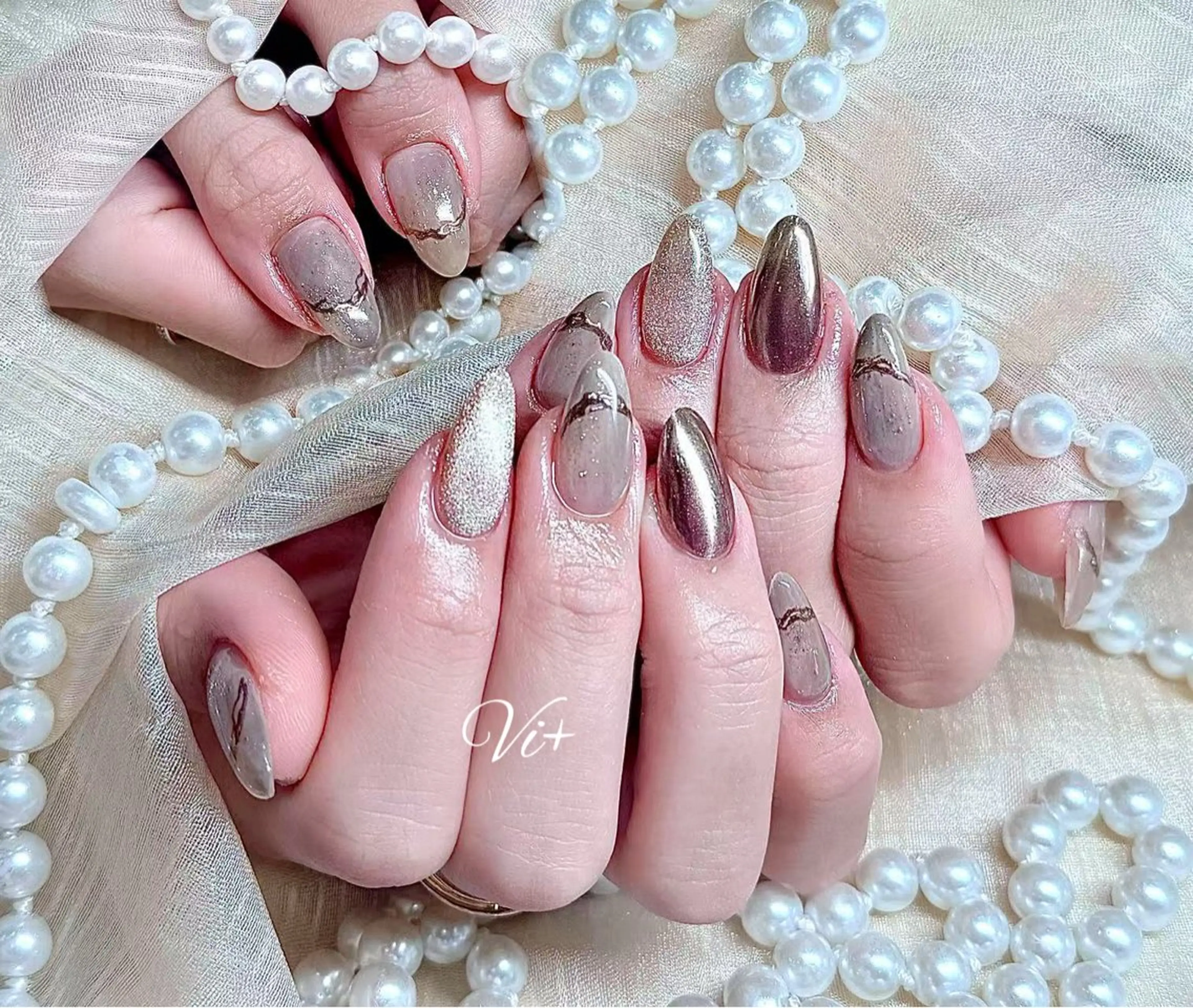 ネイル ハンドネイル ✨Nailsalon Vi+✨のネイルデザイン