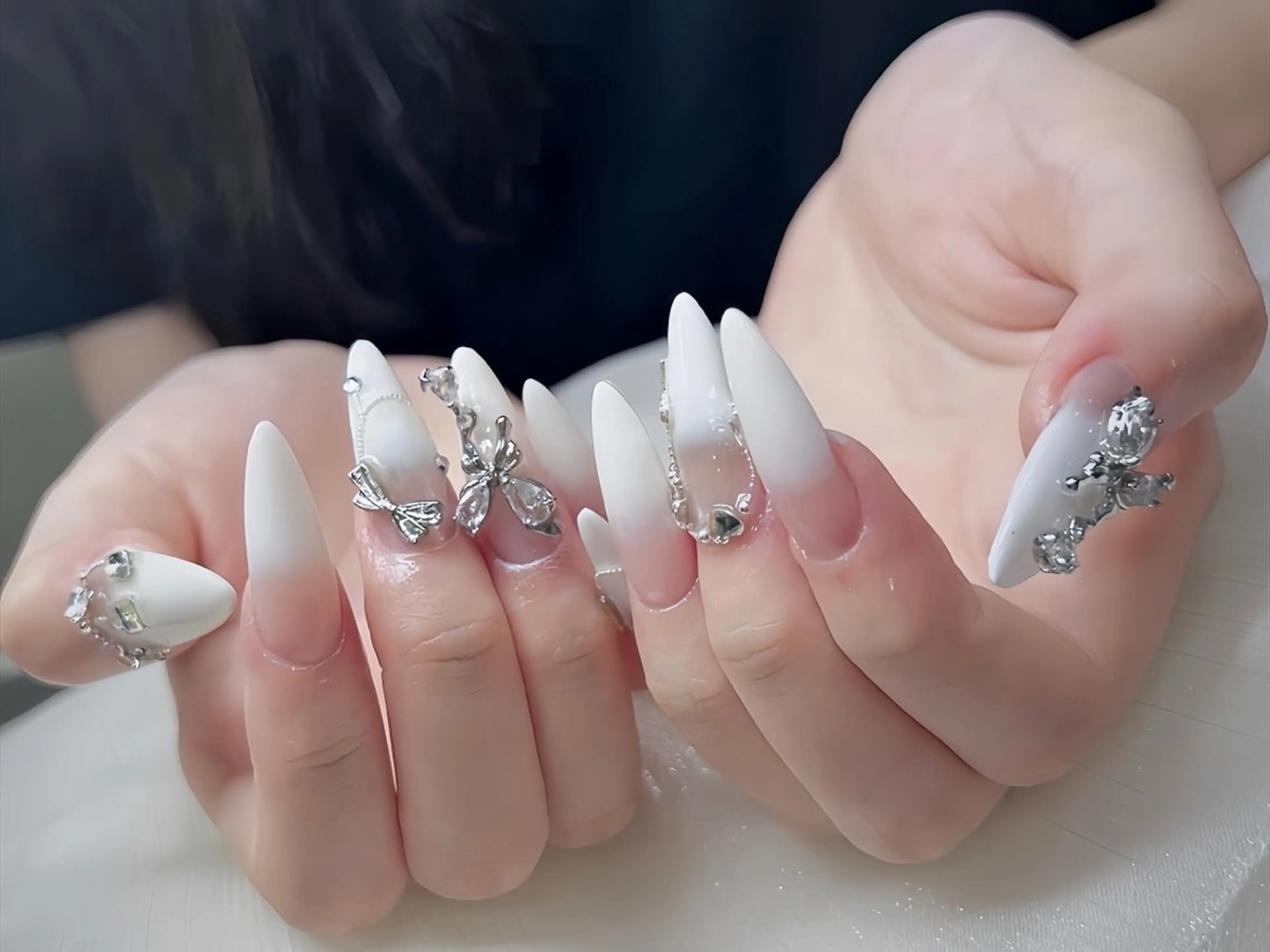 ネイル アートネイル ガーリー 韓国ネイル 持ち込み ニュアンスネイル Rin Nail 新大久保店のネイルデザイン