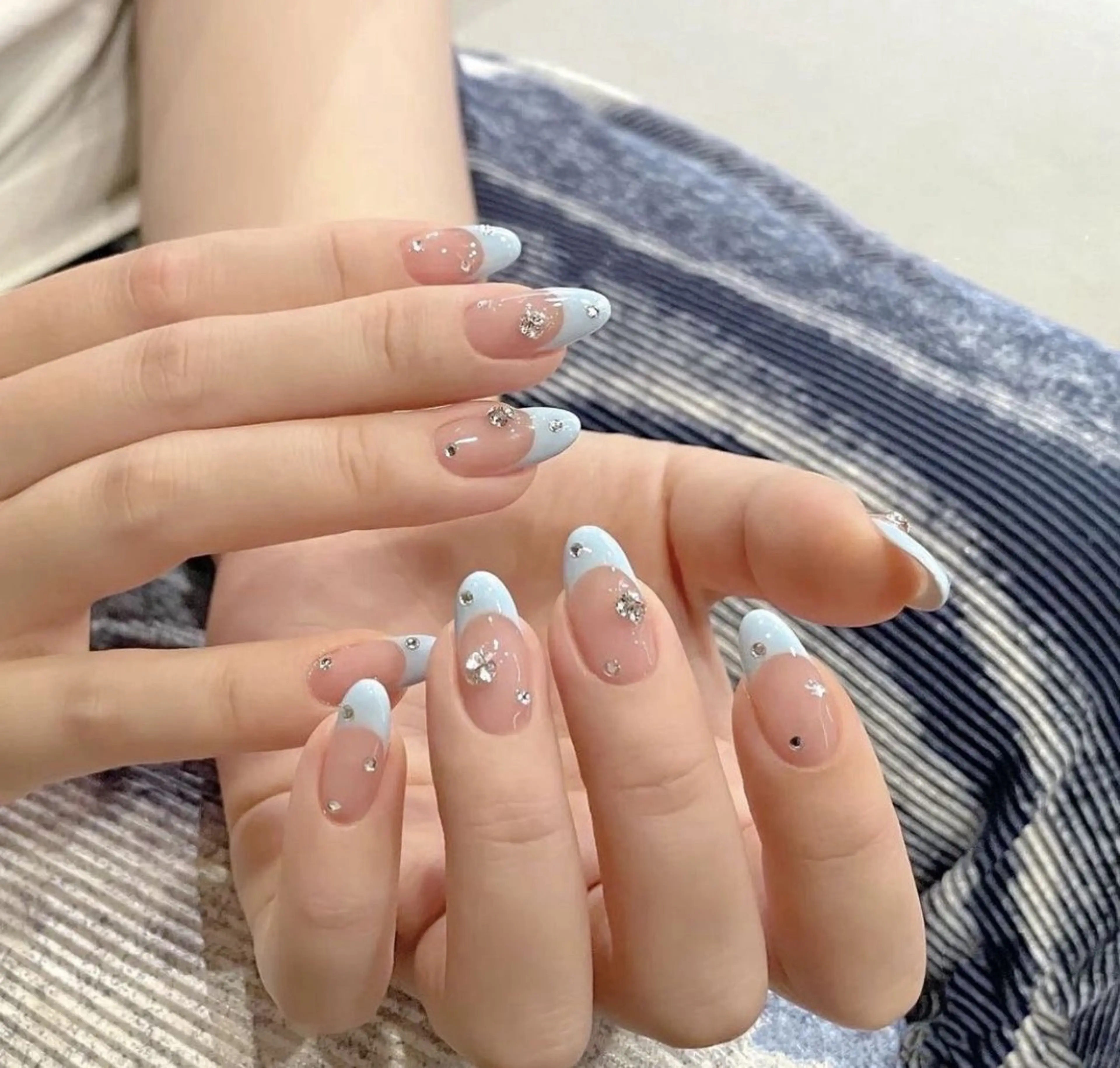 ネイル 韓国ネイル 持ち込み ニュアンスネイル ネイルチップ 冬ネイル RINN ANA.CHUOのネイルデザイン