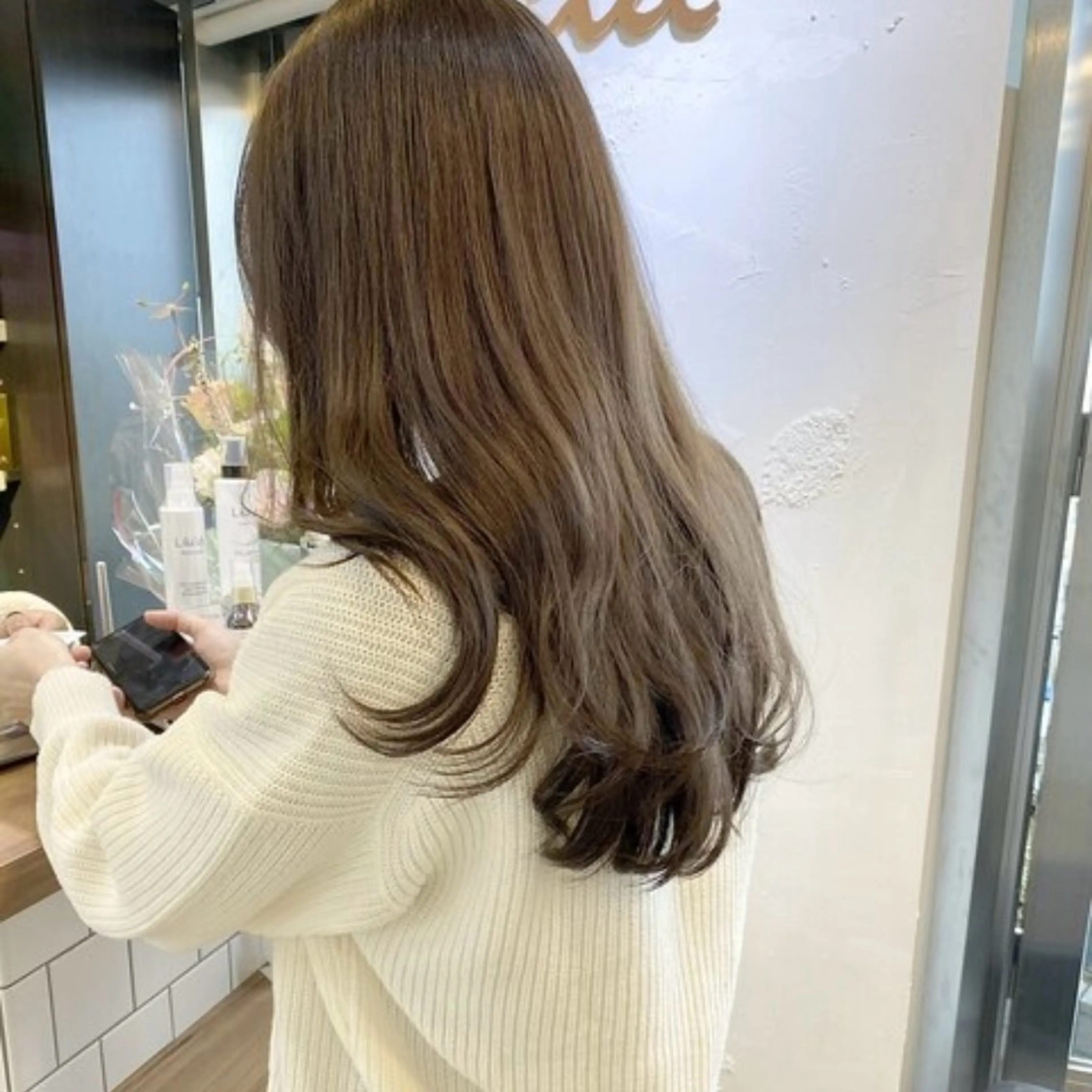 ロング カラー ベージュカラー オリーブベージュ 🥣 hashi 🛋️のヘアスタイル